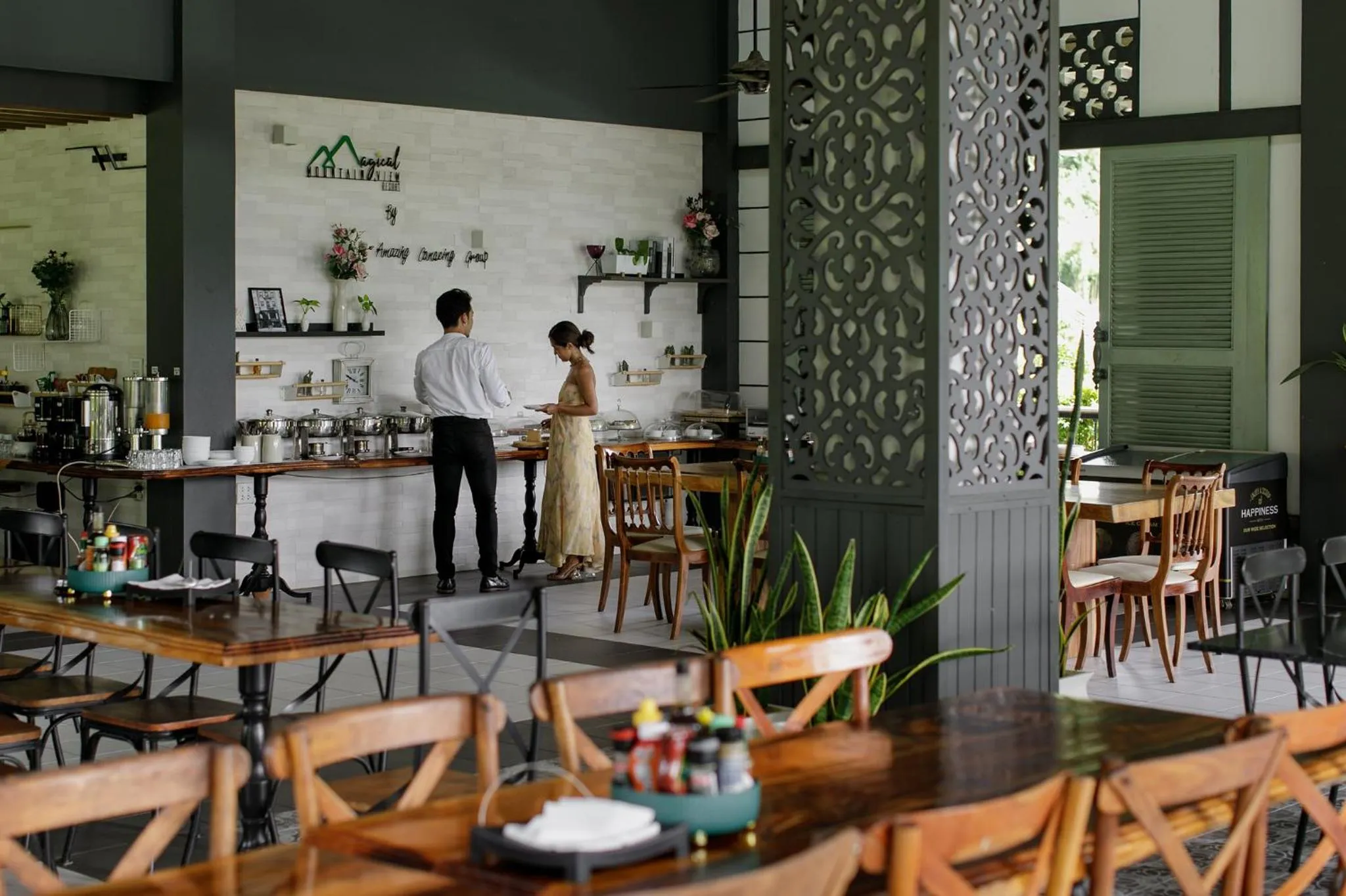 Restaurant/places to eat in Magical Mountain View Resort