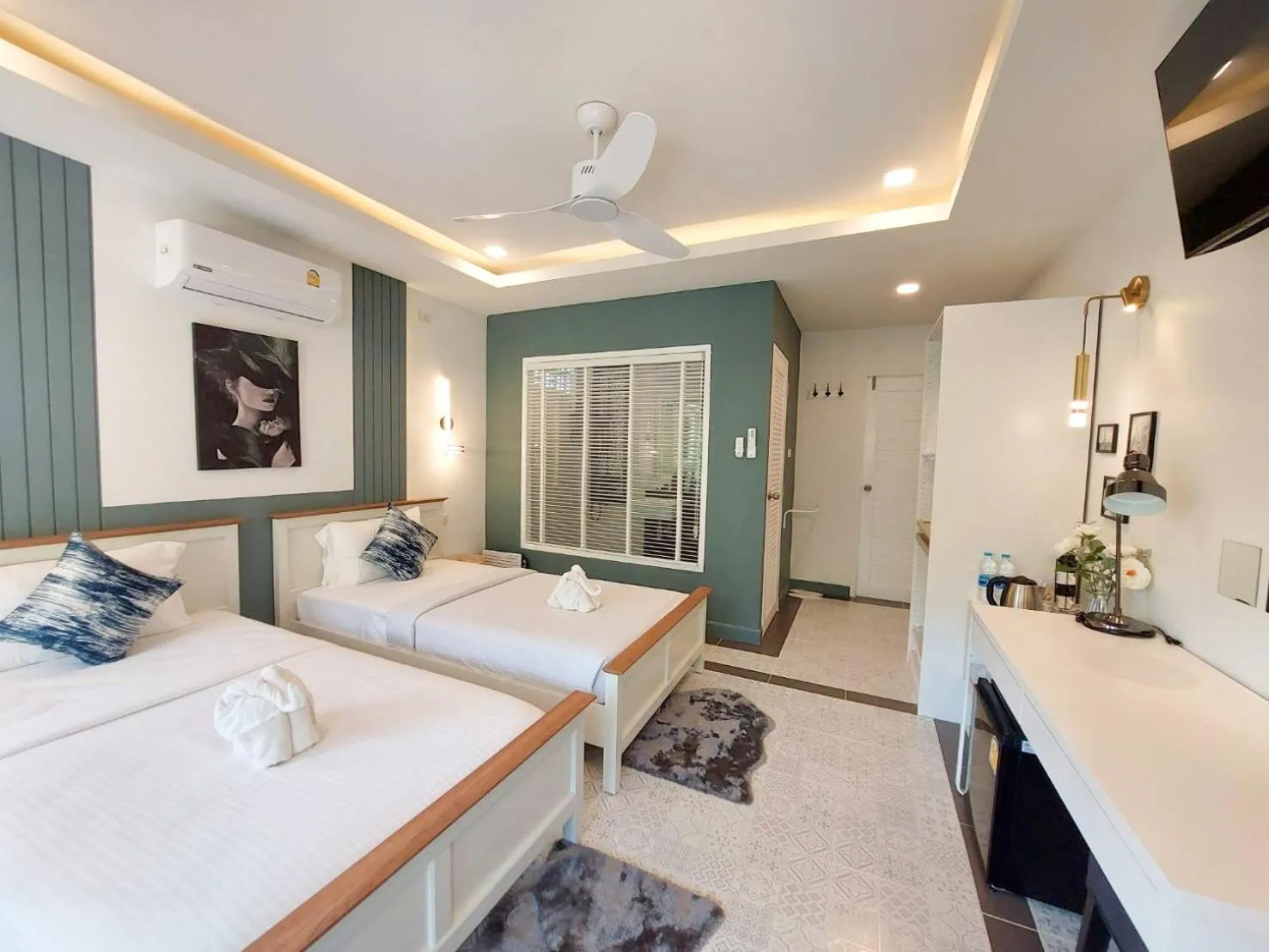 Bed in Magical Mountain View Resort