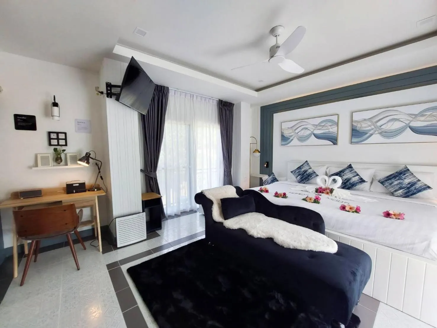 Bed in Magical Mountain View Resort