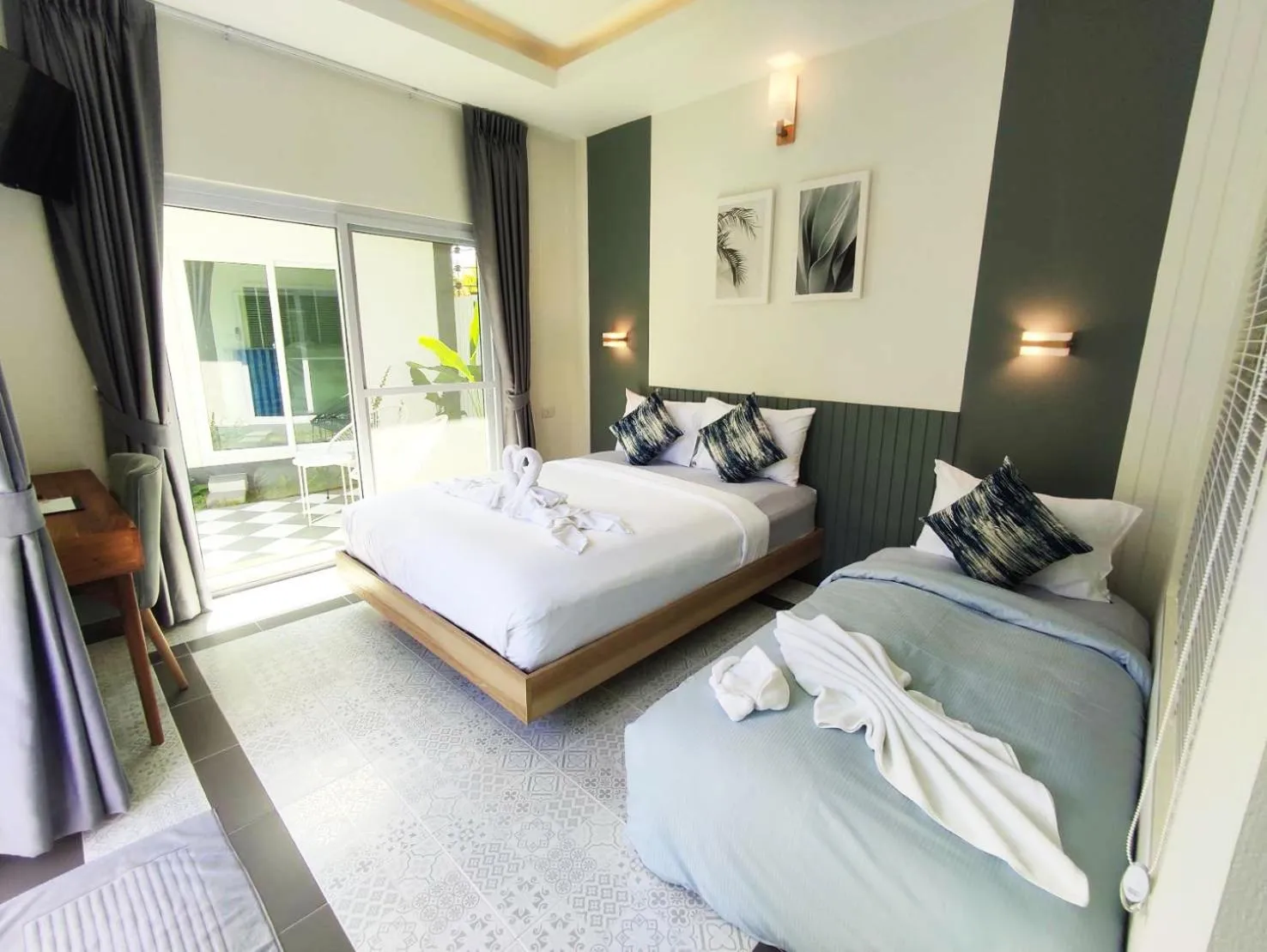 Bed in Magical Mountain View Resort