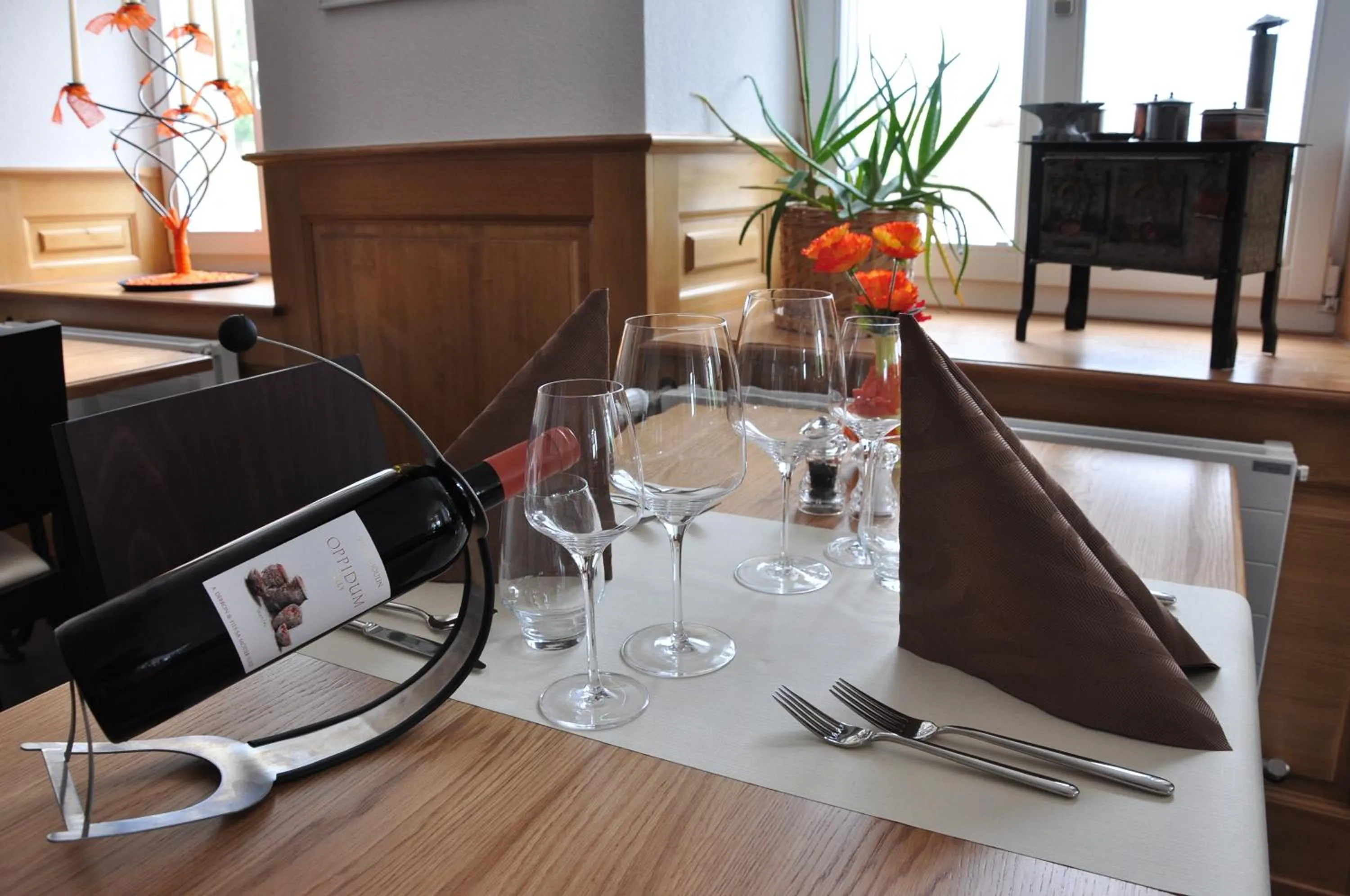 Restaurant/places to eat in Le Relais du Château Monney