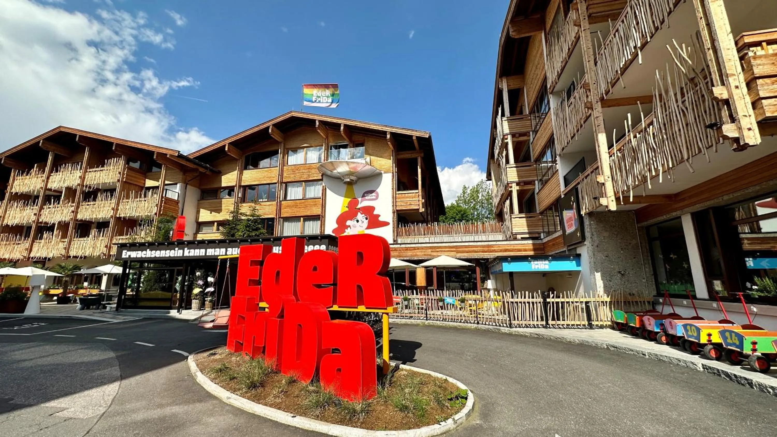 Property building in EdeR FriDa - Tuttiii KomPletti ALL inKlusiv