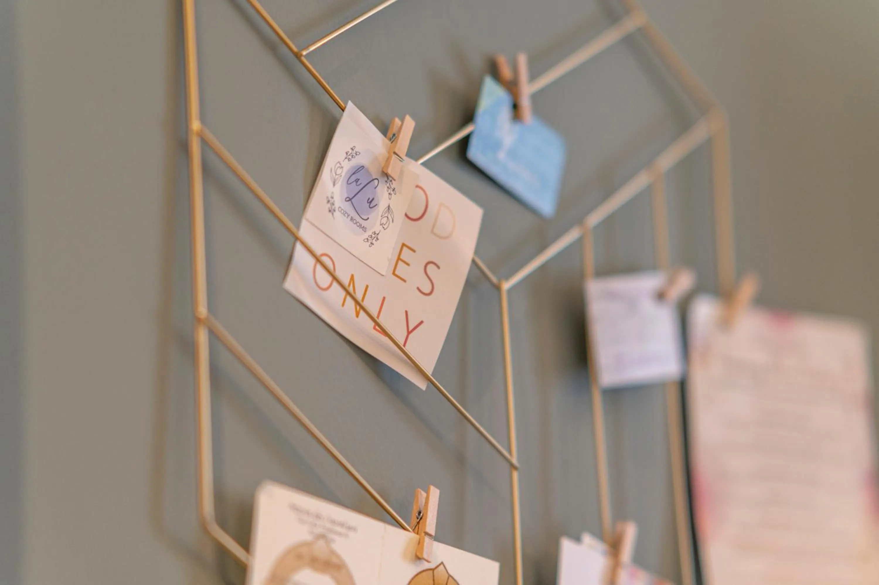 Decorative detail in La Lu cozy rooms 2