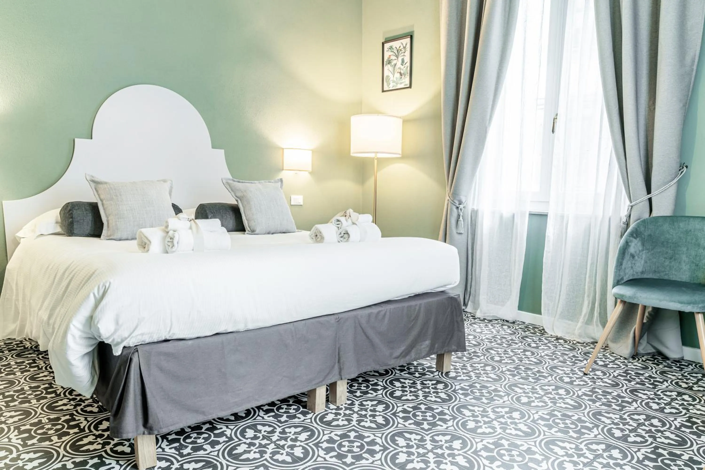 Photo of the whole room, Bed in La Lu cozy rooms 2