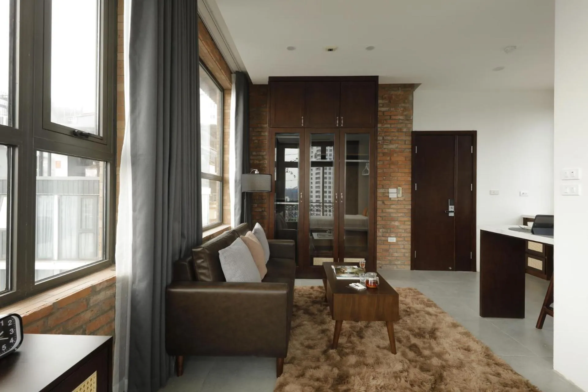 TV and multimedia in Mersey Central Hanoi Apart'Hotel