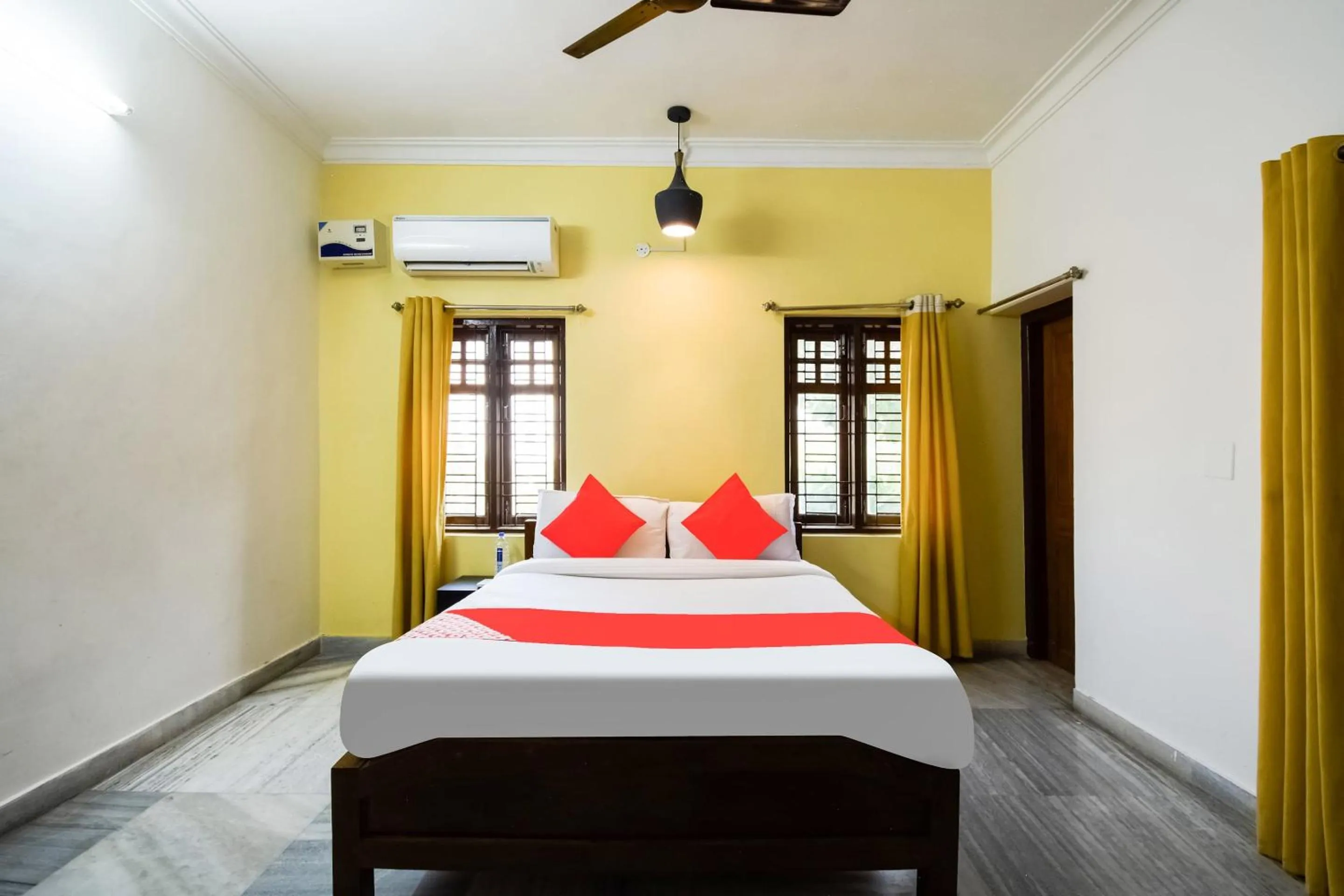 Bedroom in Hotel O Mks Inn