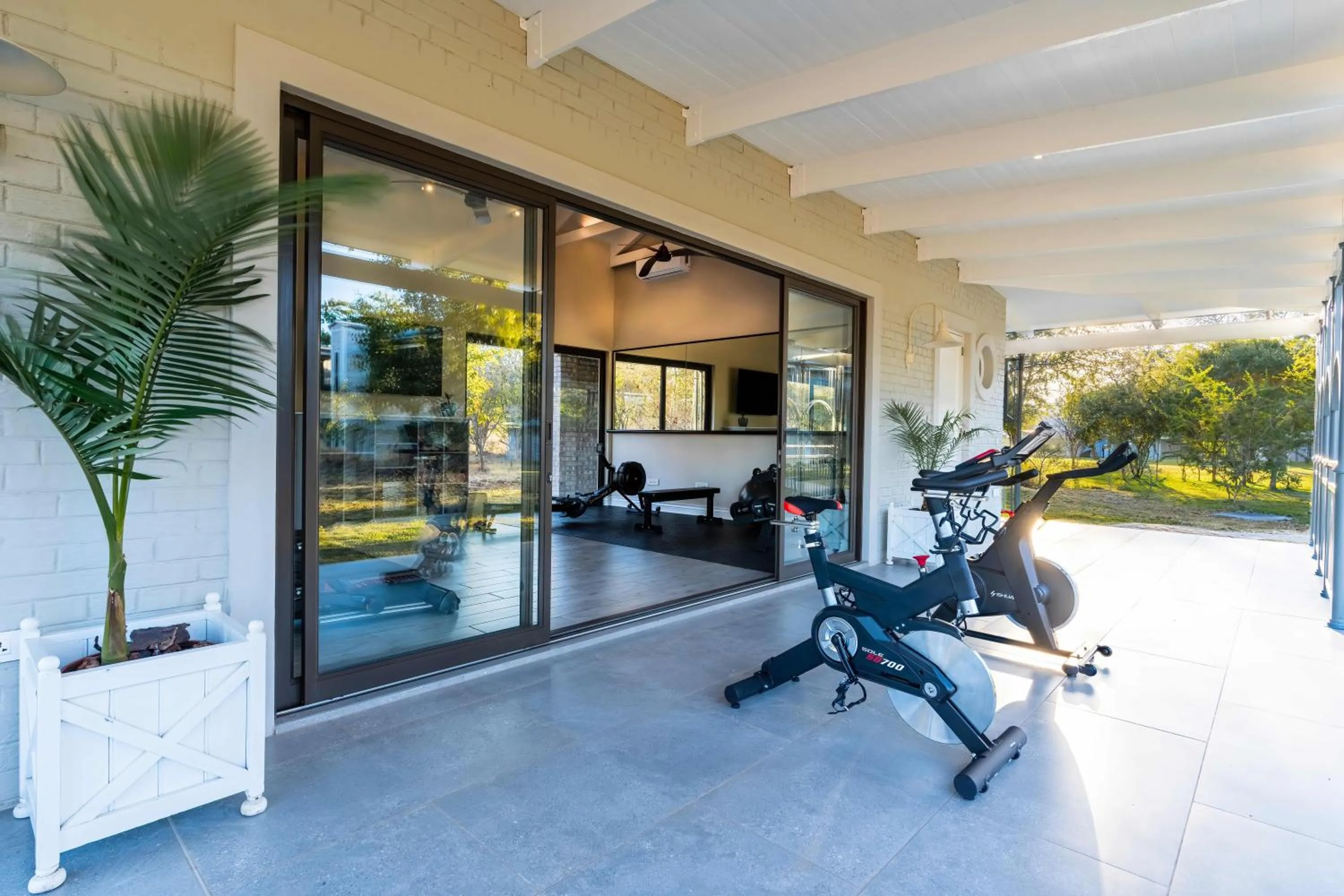 Fitness centre/facilities in Palm River Hotel