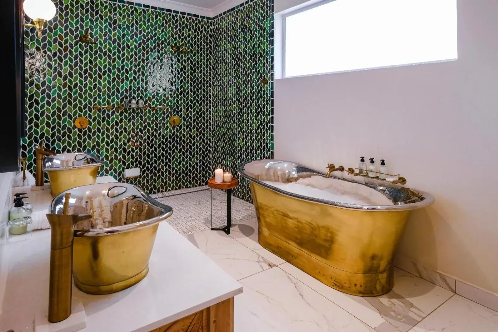 Suite with Balcony in Palm River Hotel Suite with Balcony in Palm River Hotel