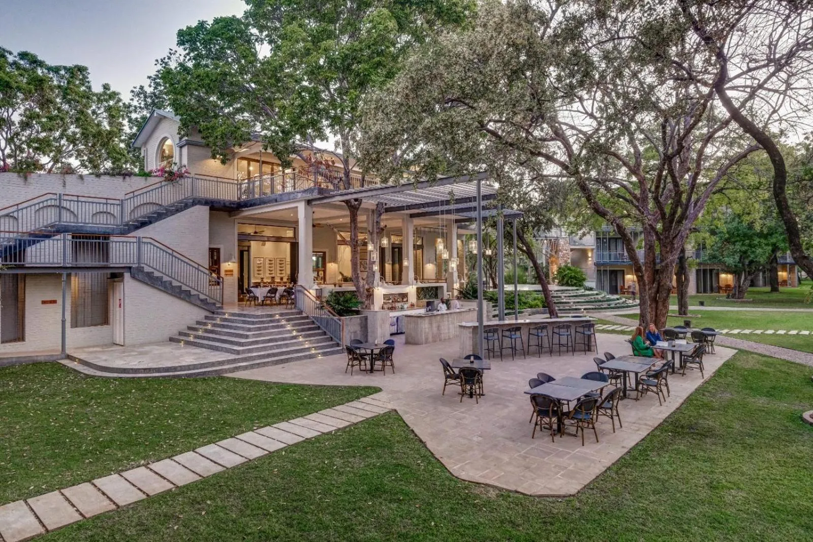 Dining area in Palm River Hotel