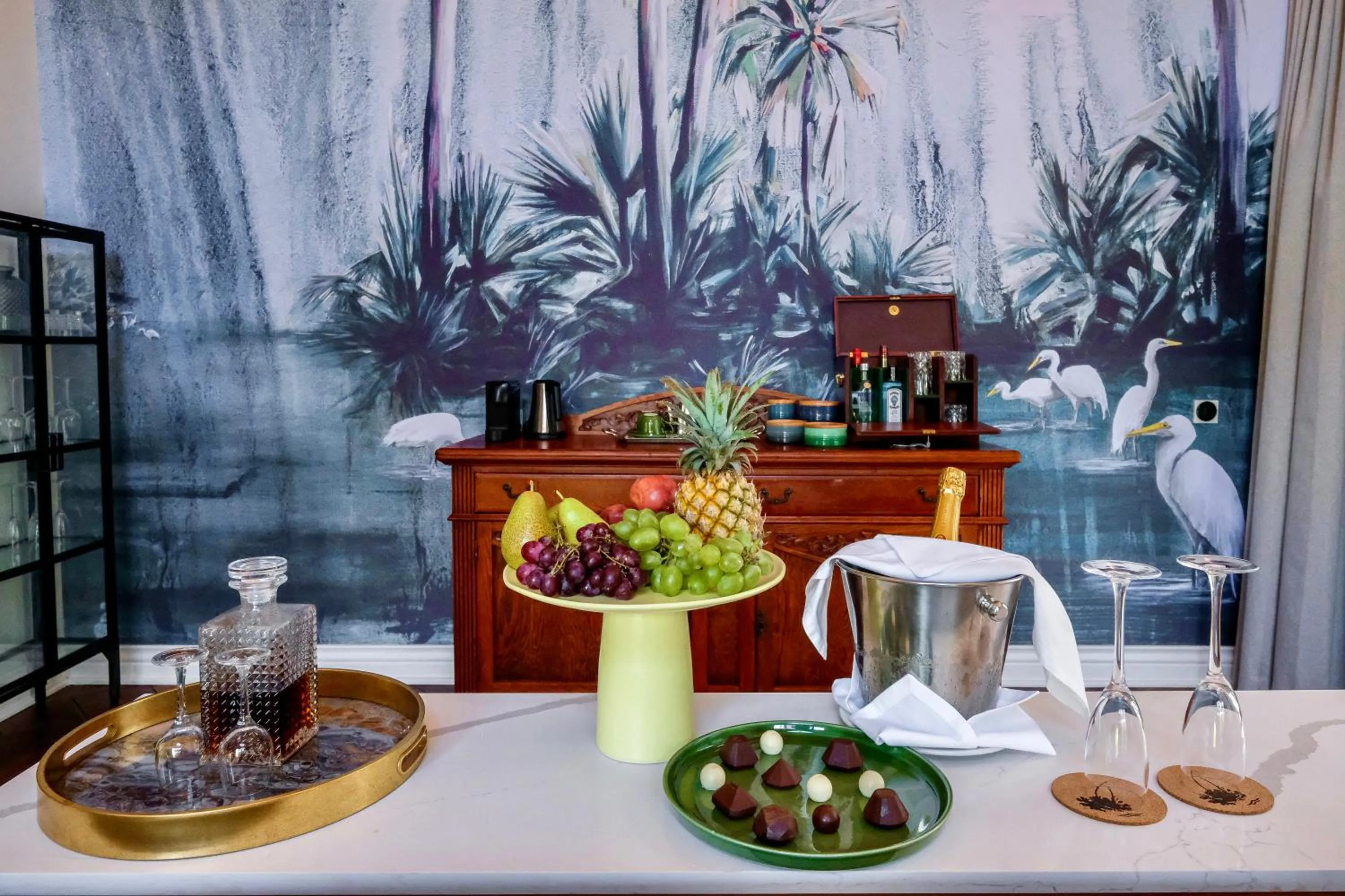 Food and drinks in Palm River Hotel