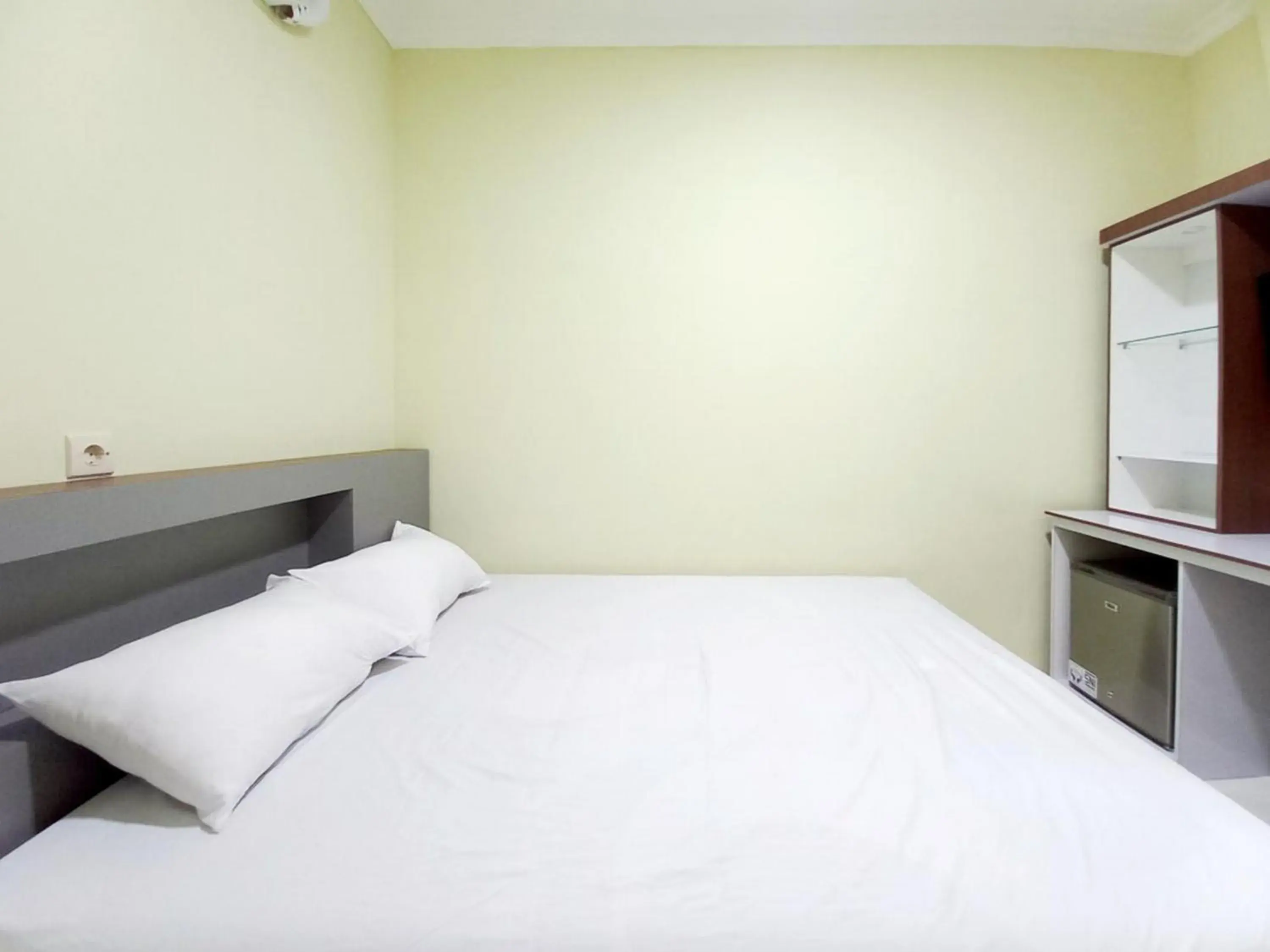 Sky In Homestay Syariah near RSUD Sogaten RedPartner Sky In Homestay Syariah near RSUD Sogaten RedPartner