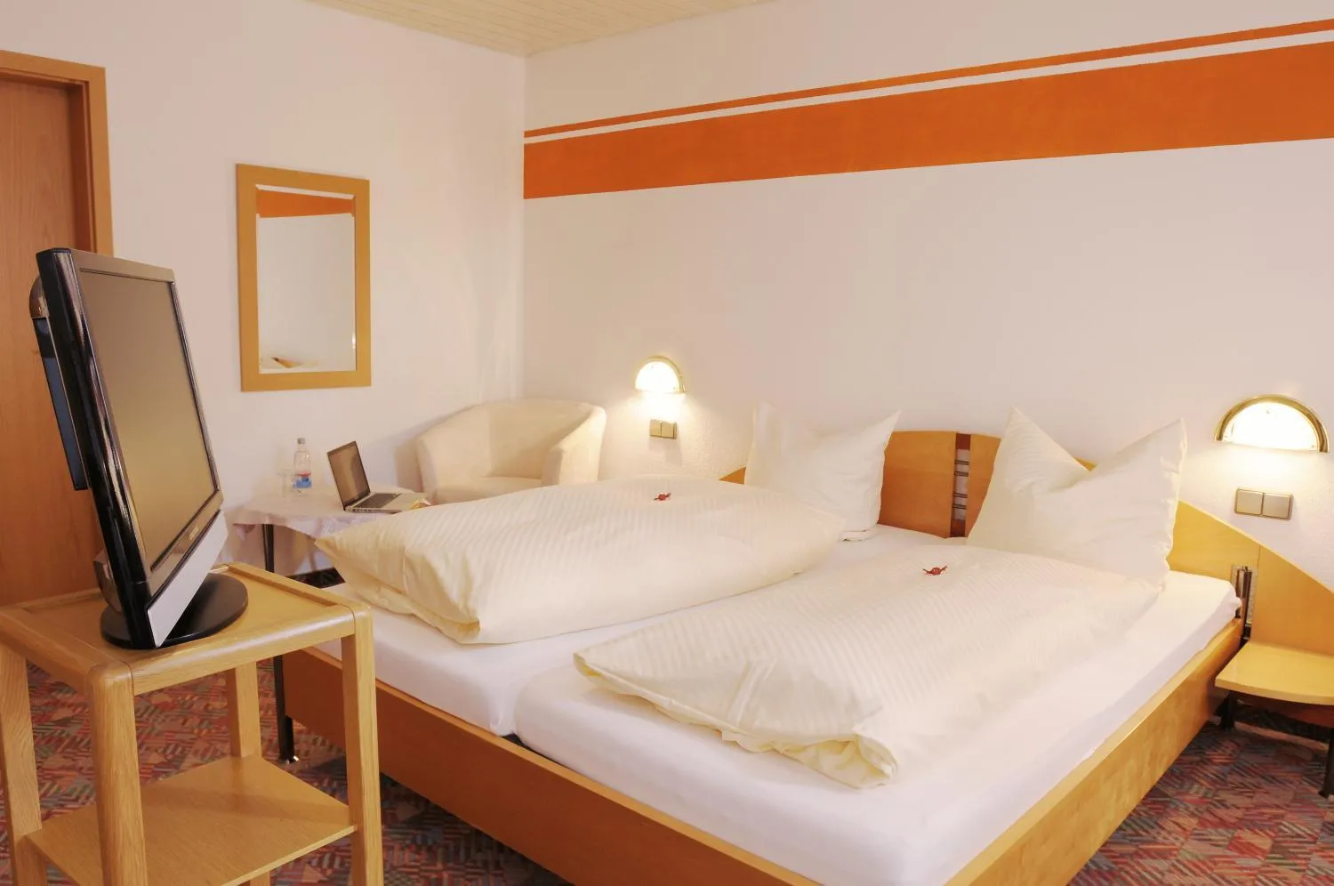 Photo of the whole room, Bed in Hotel Landgasthof Kranz
