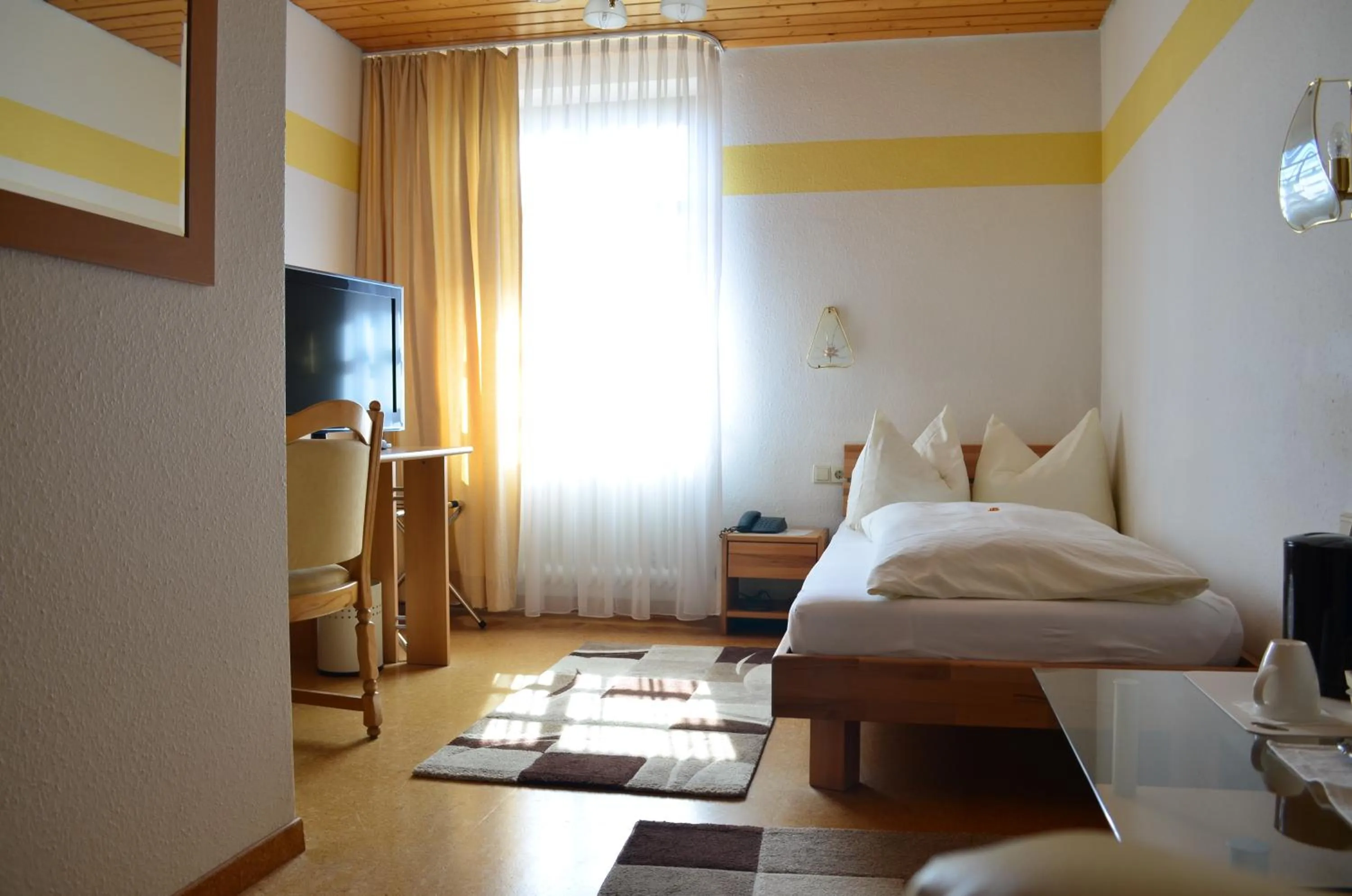 Photo of the whole room, Bed in Hotel Landgasthof Kranz