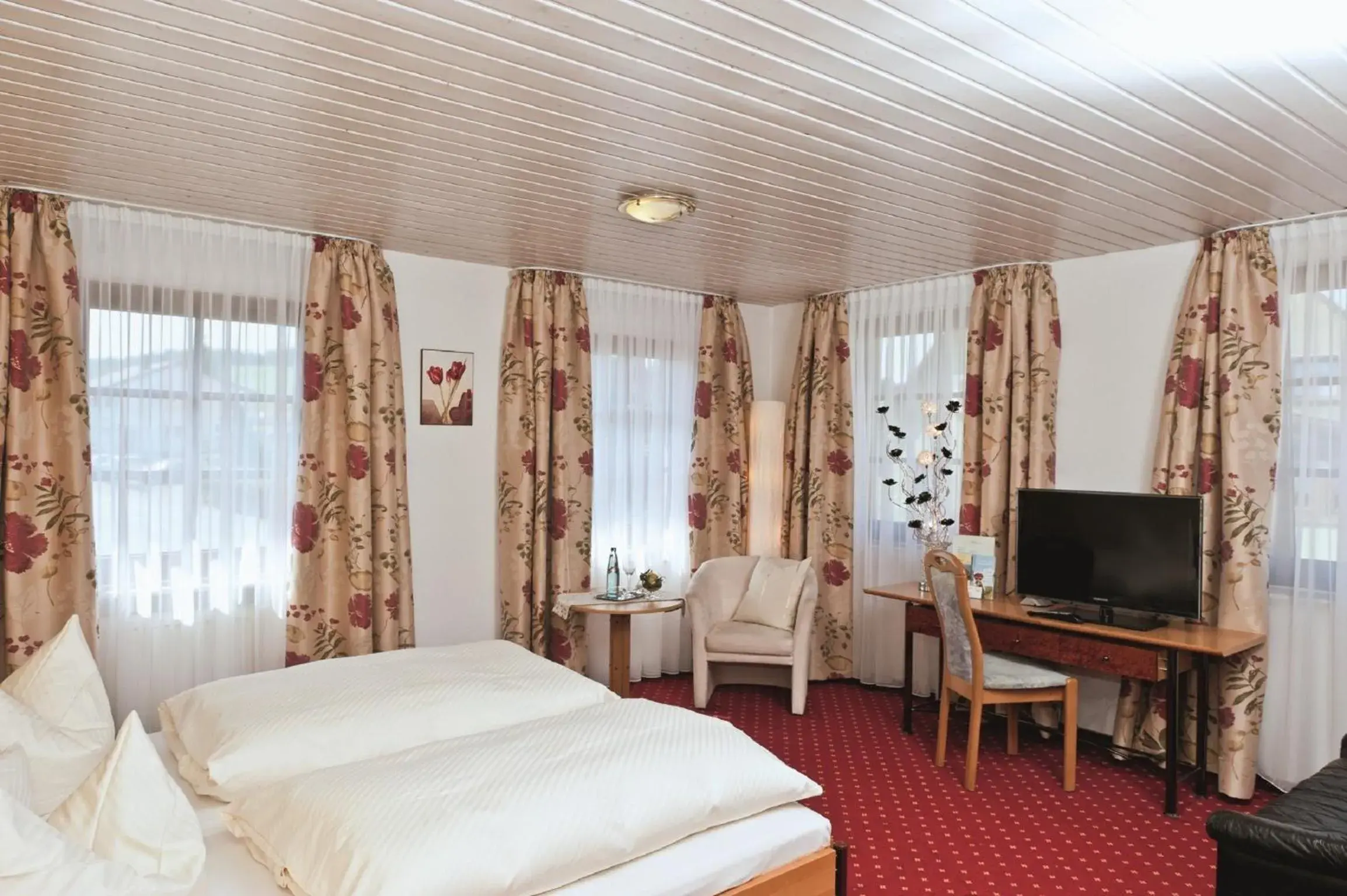 Comfort Double Room in Hotel Landgasthof Kranz Comfort Double Room in Hotel Landgasthof Kranz
