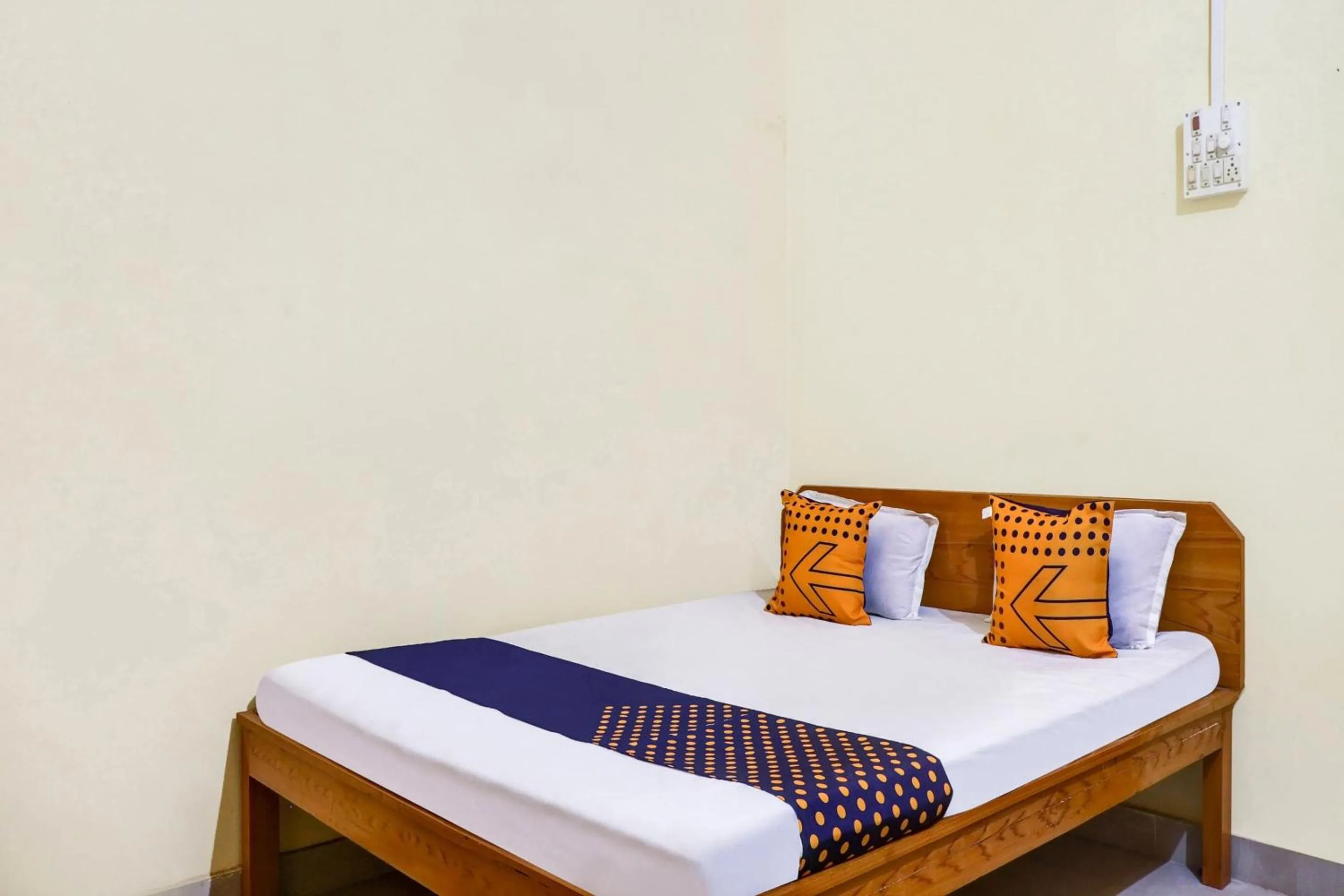 Bedroom in Hotel O Shivaye Rest House