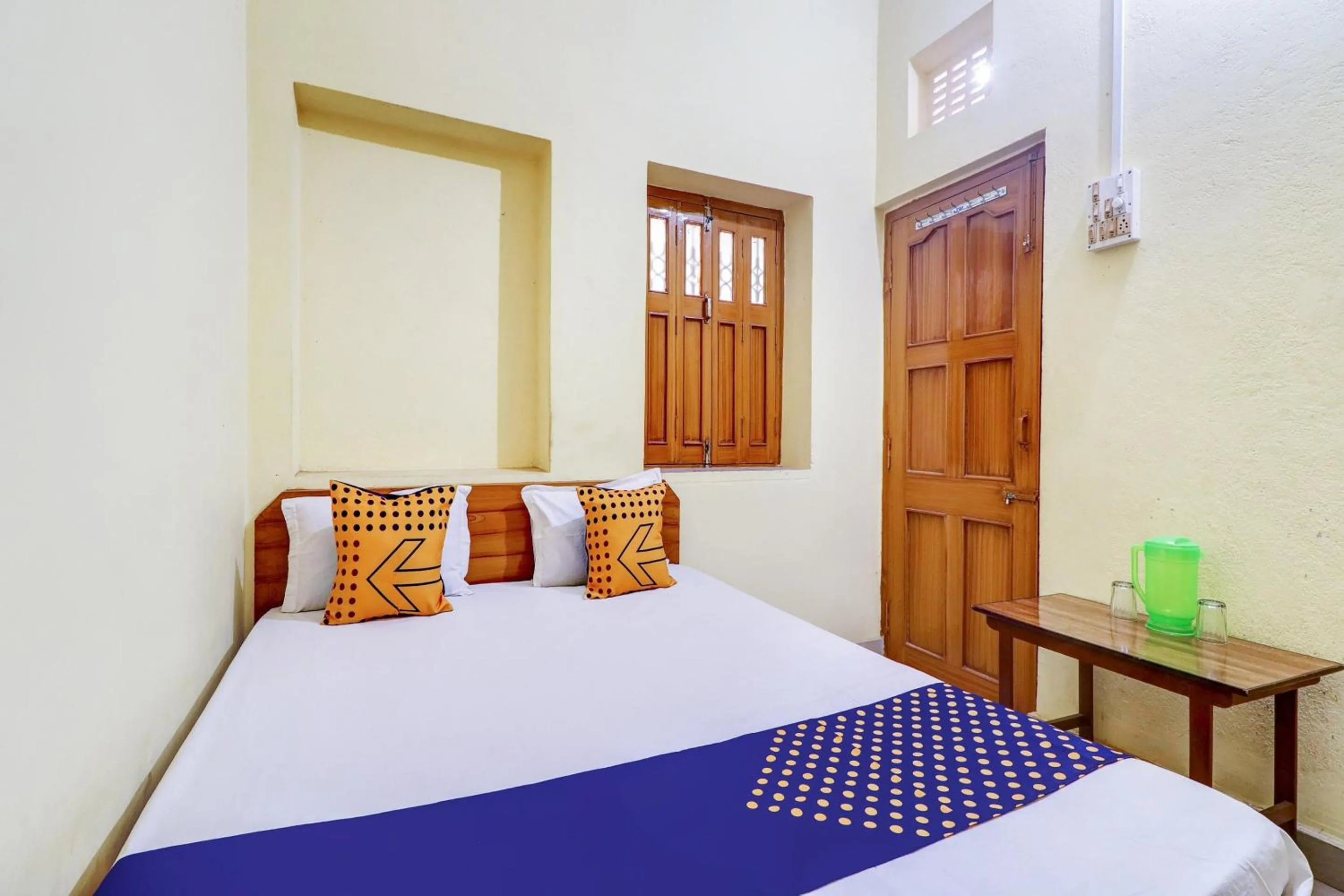 Bedroom in Hotel O Shivaye Rest House