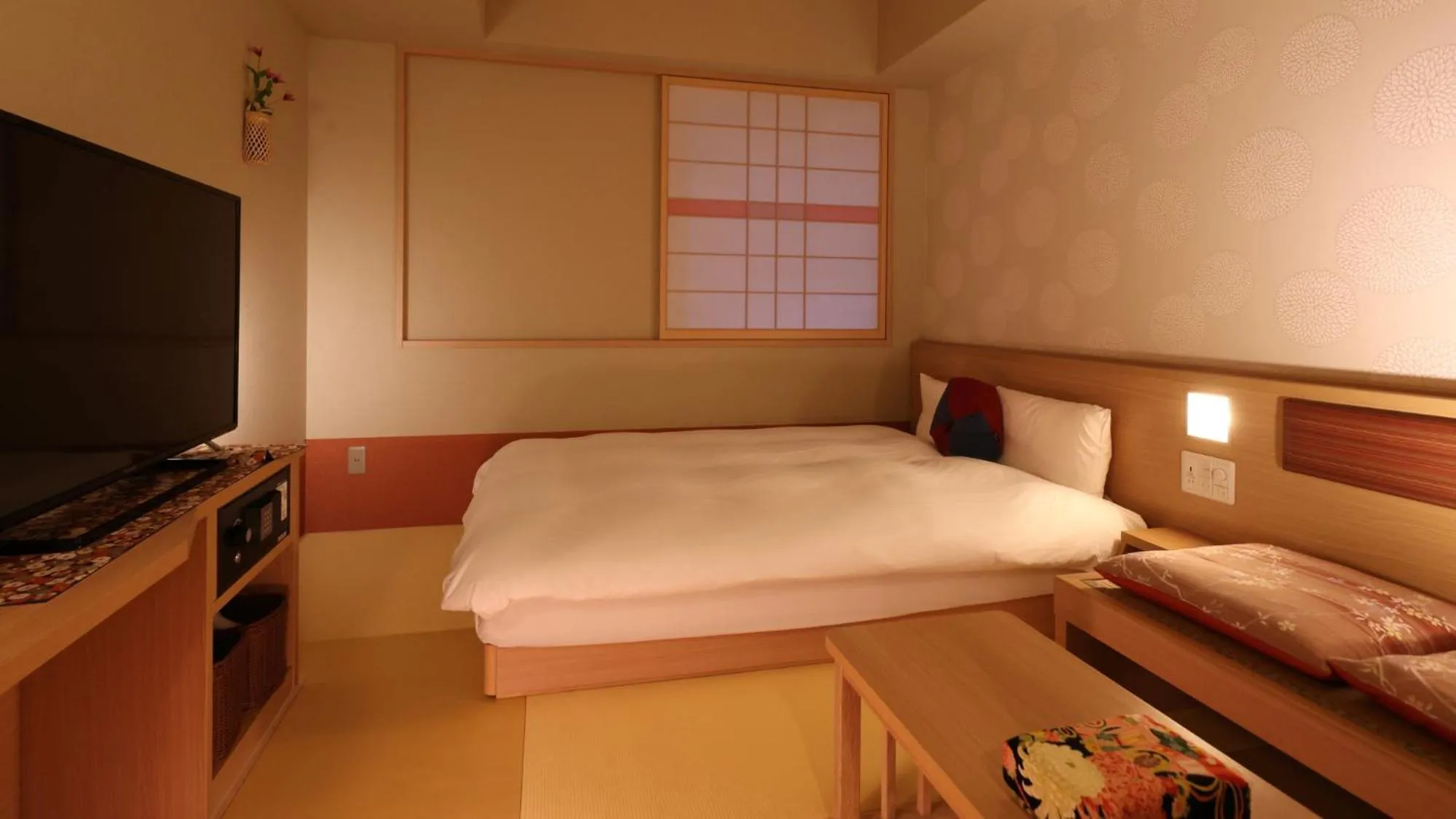 Photo of the whole room, Bed in Onyado Nono Kanazawa