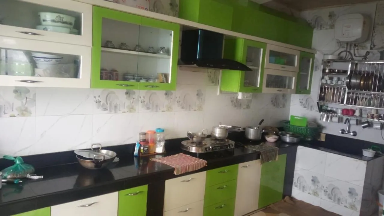 Kitchen or kitchenette in Dikis Homestay