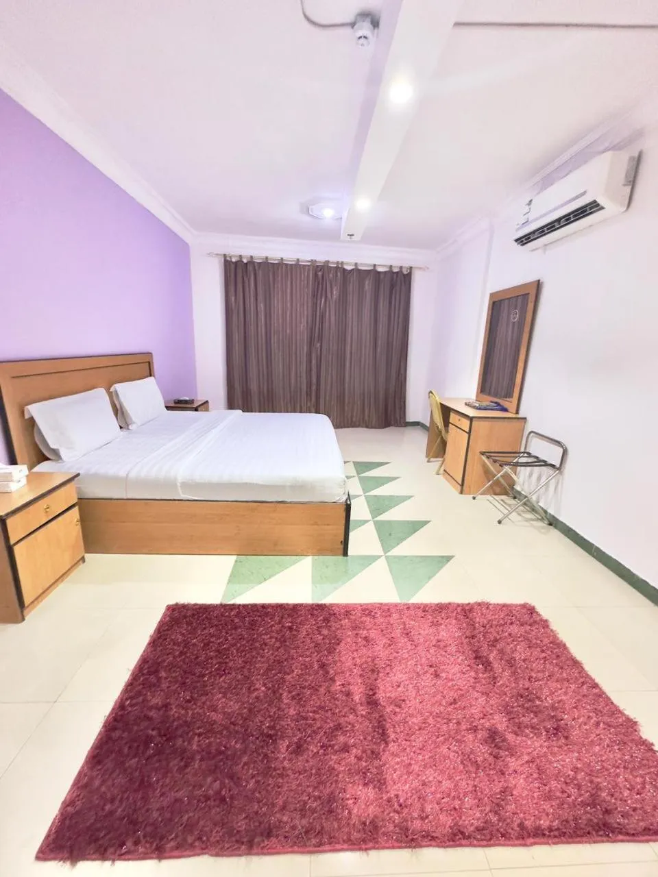 Bed in Golden Quba 1