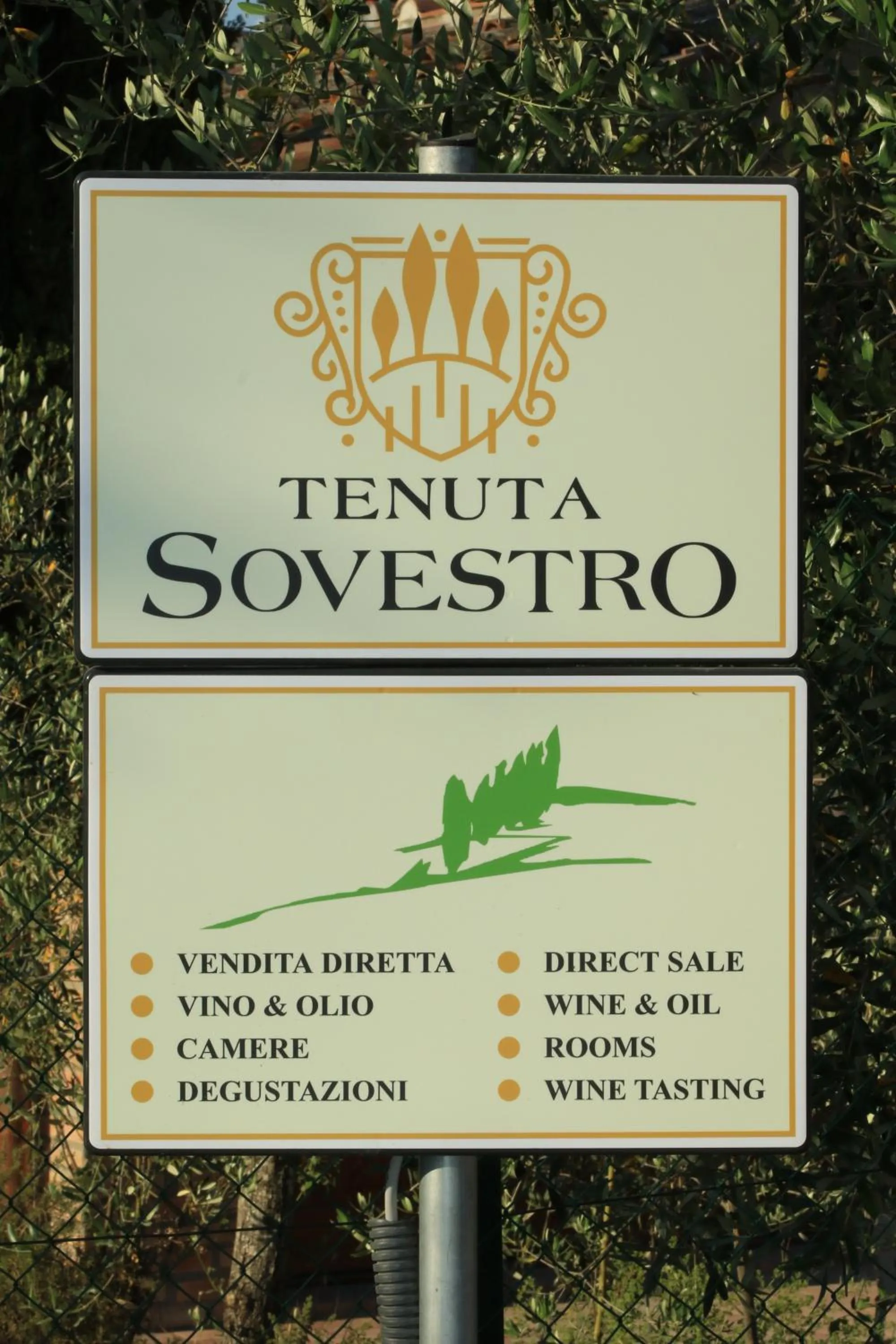Property logo or sign in Tenuta Sovestro - Agriturismo e winery