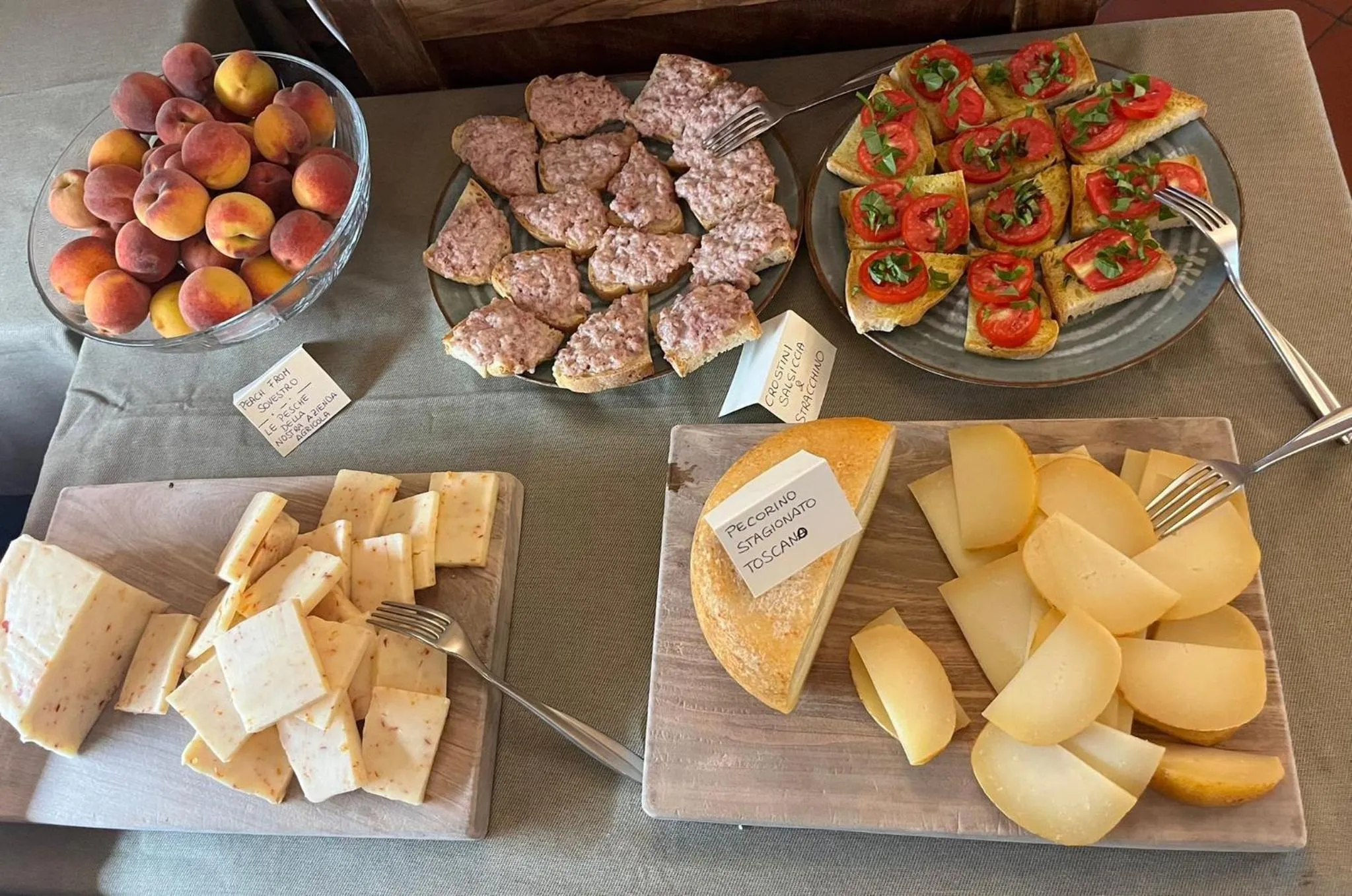 Breakfast in Tenuta Sovestro - Agriturismo e winery