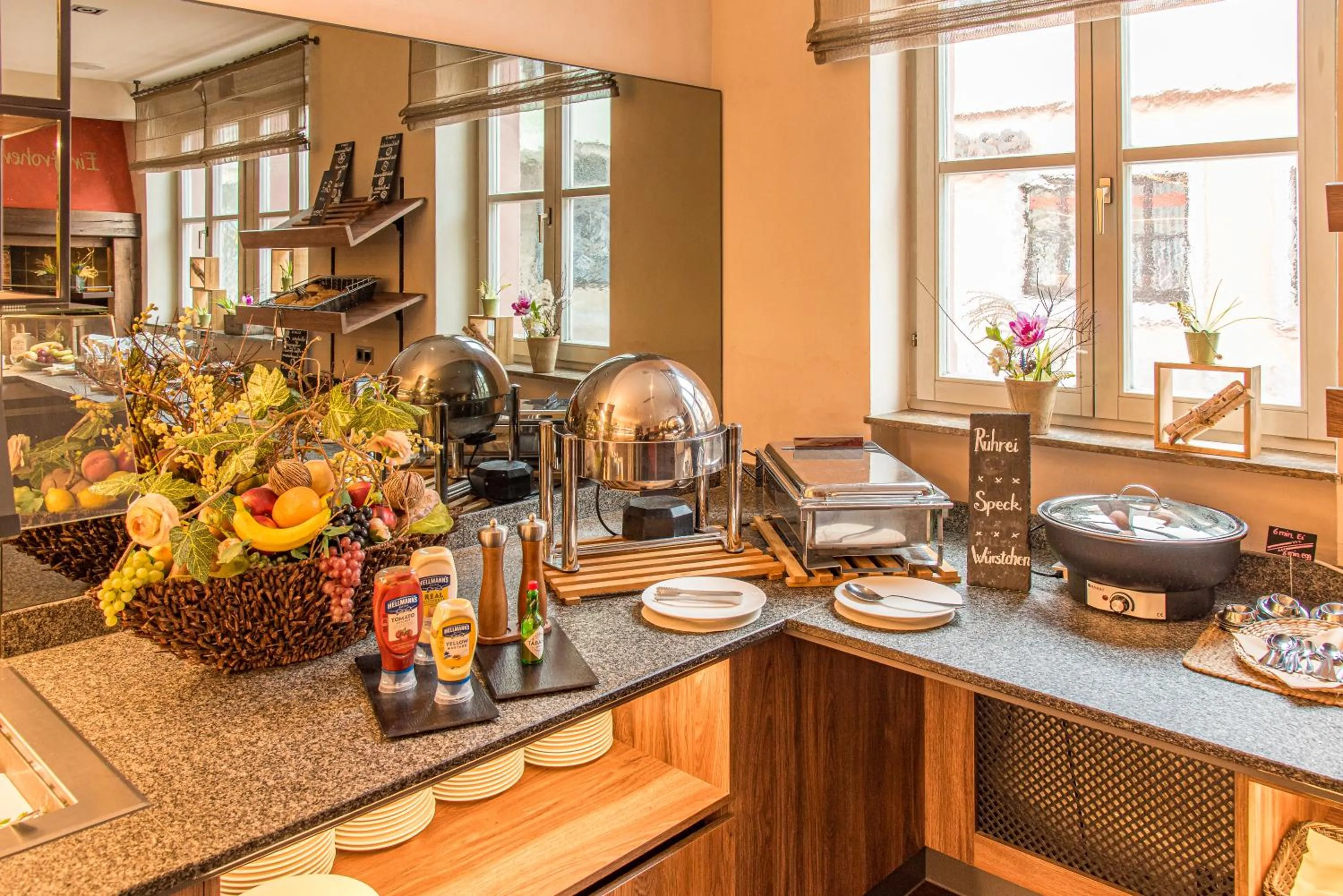 Buffet breakfast in Hotel Weisses Lamm