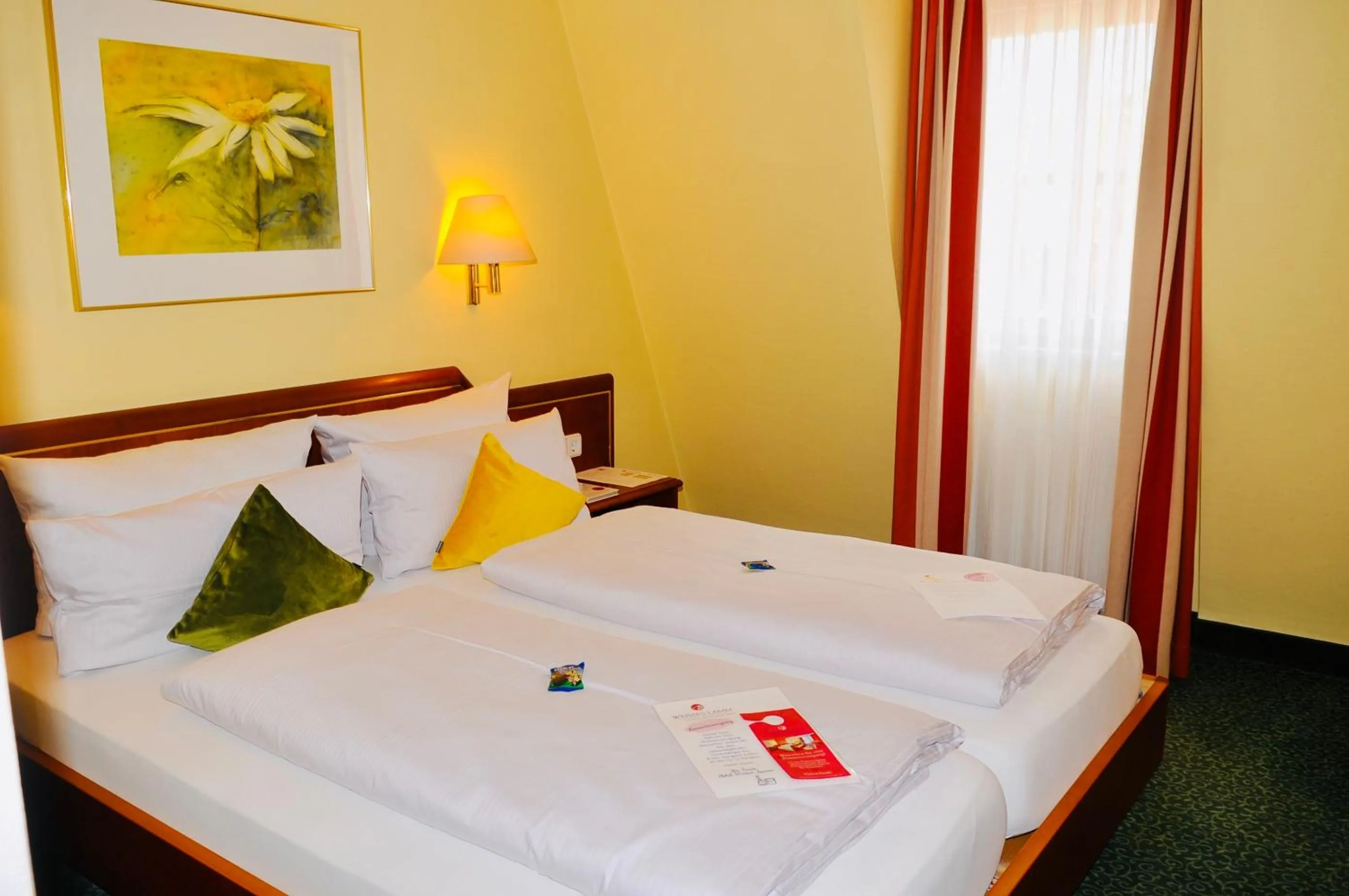 Bed in Hotel Weisses Lamm