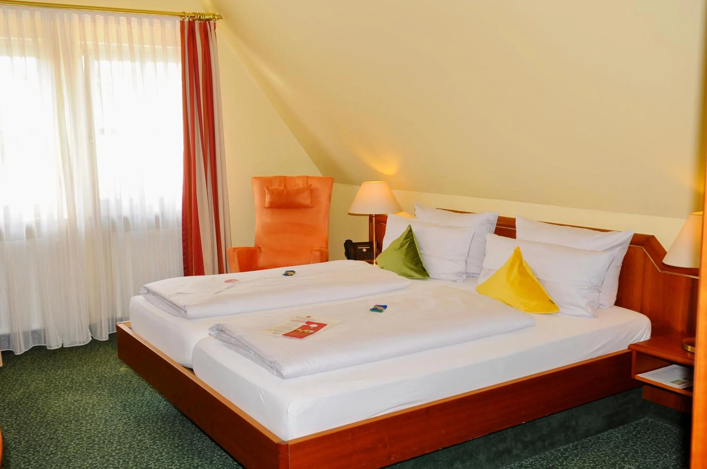 Bed in Hotel Weisses Lamm