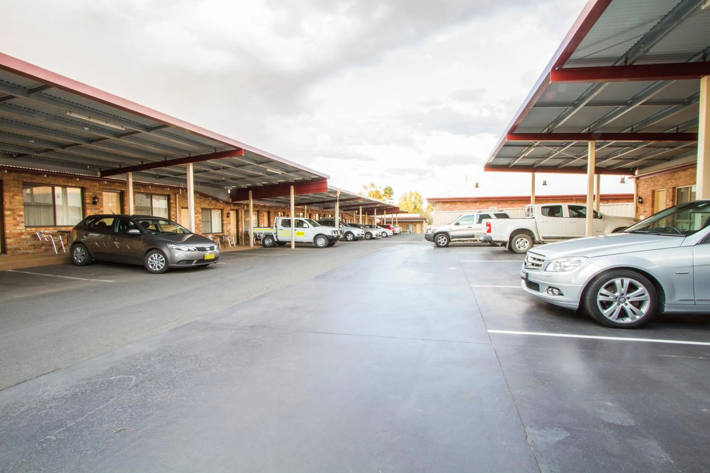 Property building in Harvest Lodge Motel - Gunnedah