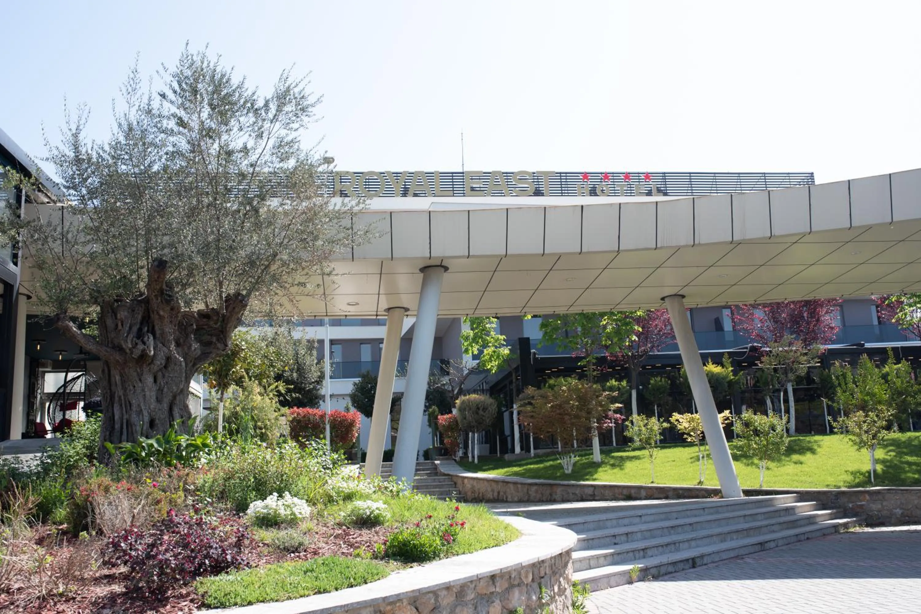 Property building in Royal East Resort