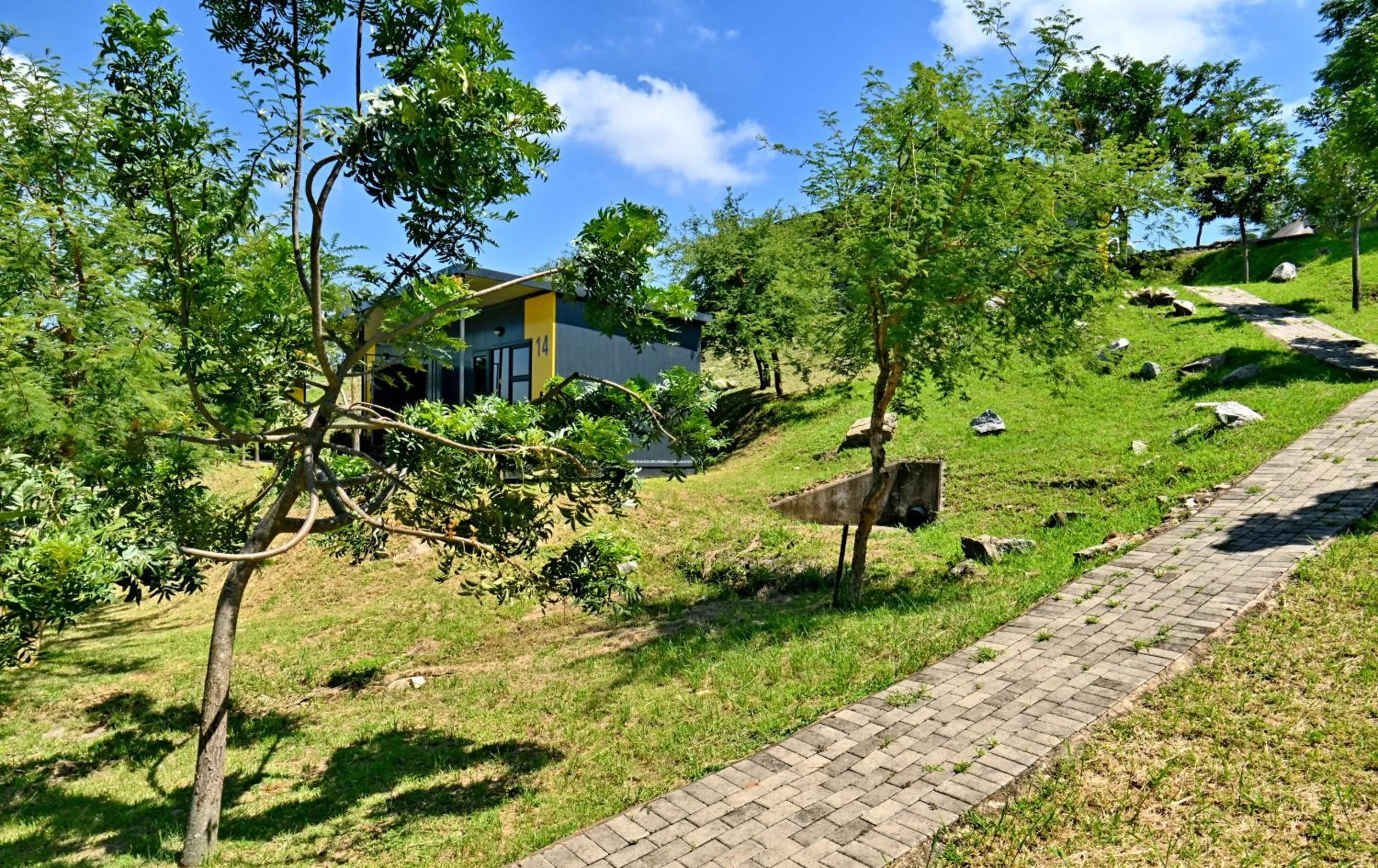 Garden in SleepOver KMIA