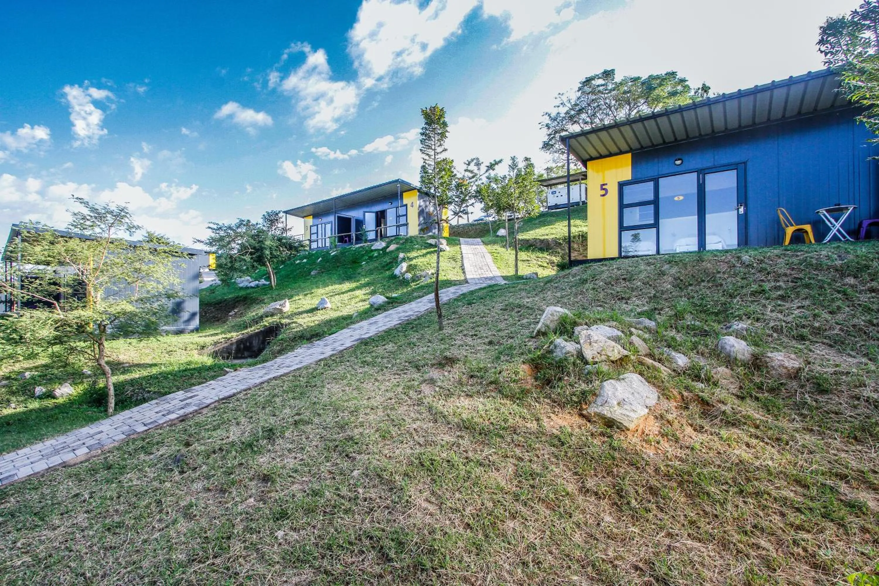 Property building in SleepOver KMIA