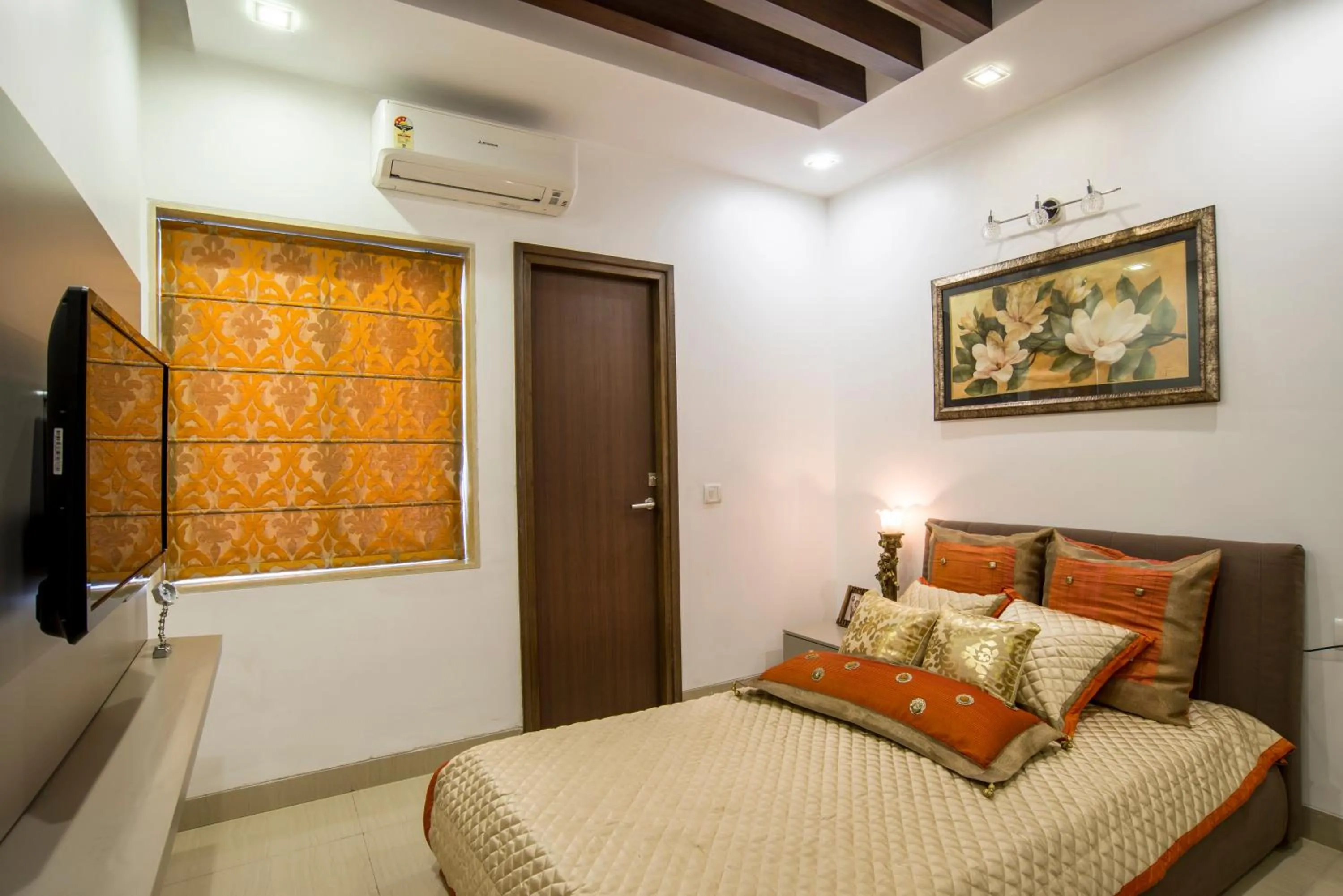 Bed in WOODS - Mangalyam Meadows