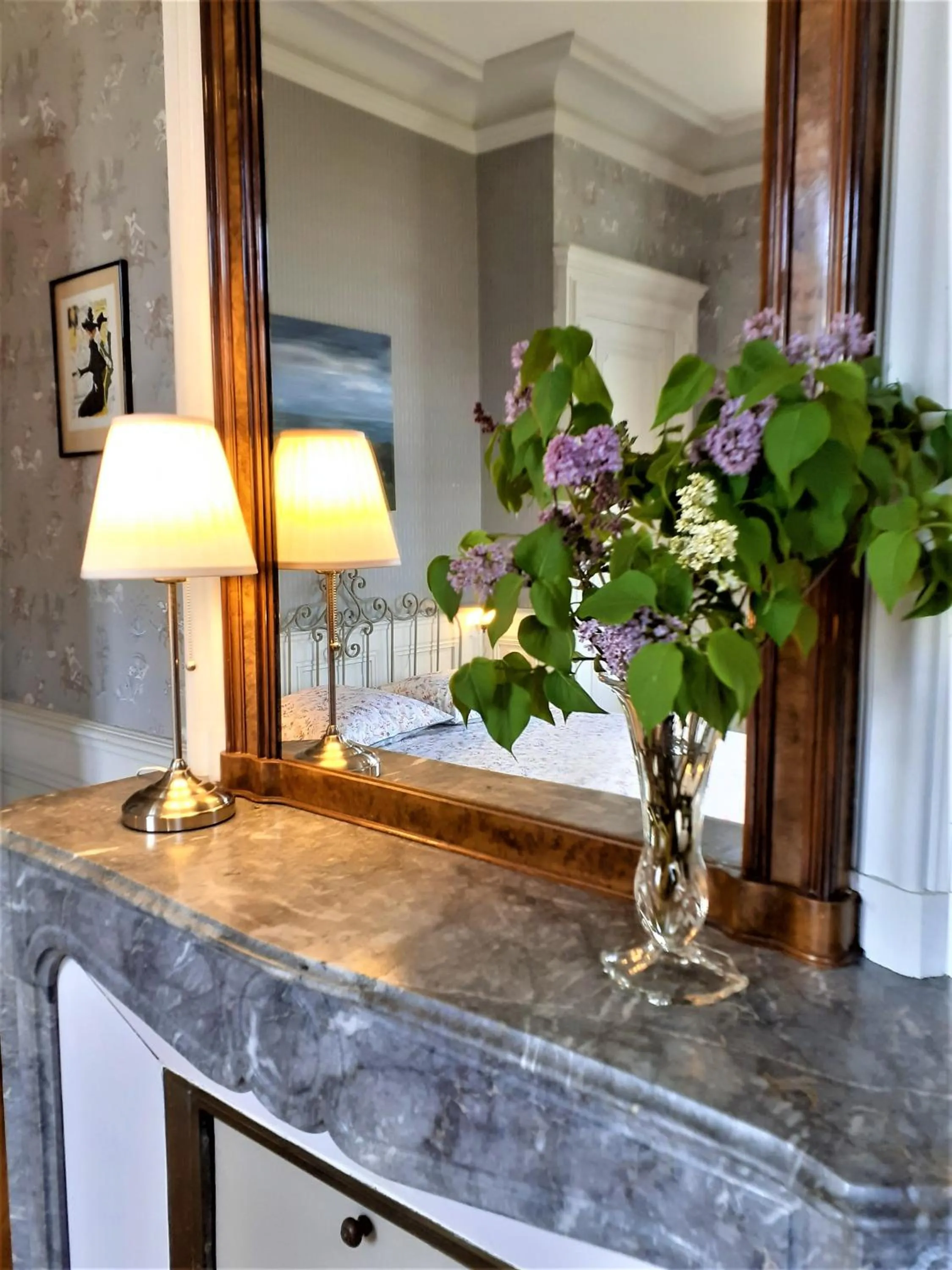 Photo of the whole room in Domaine du Perrier