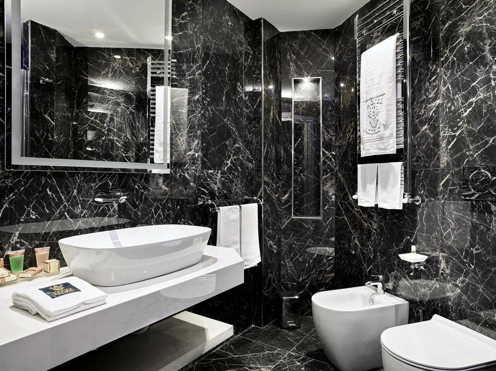 Bathroom in Hotel Niccolo' V - Terme dei Papi