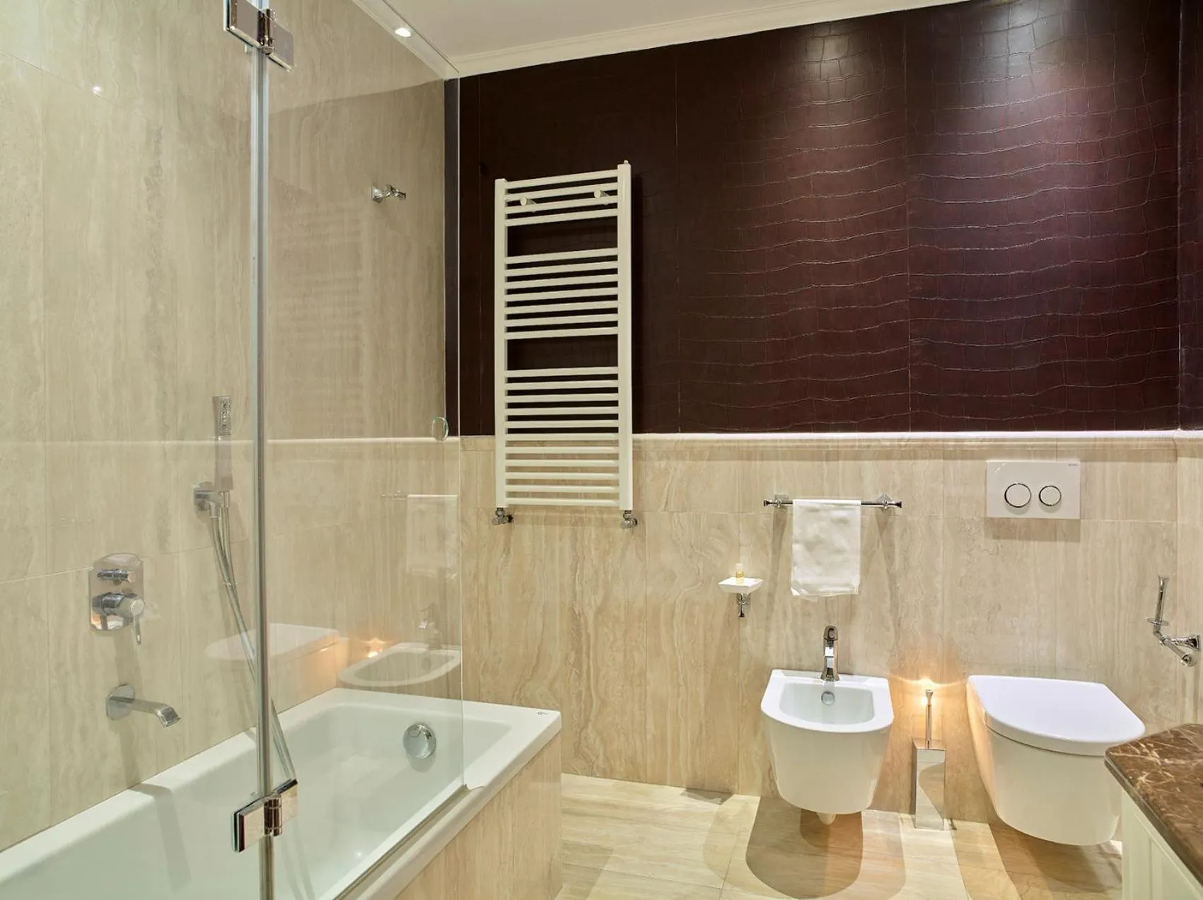 Bathroom in Hotel Niccolo' V - Terme dei Papi