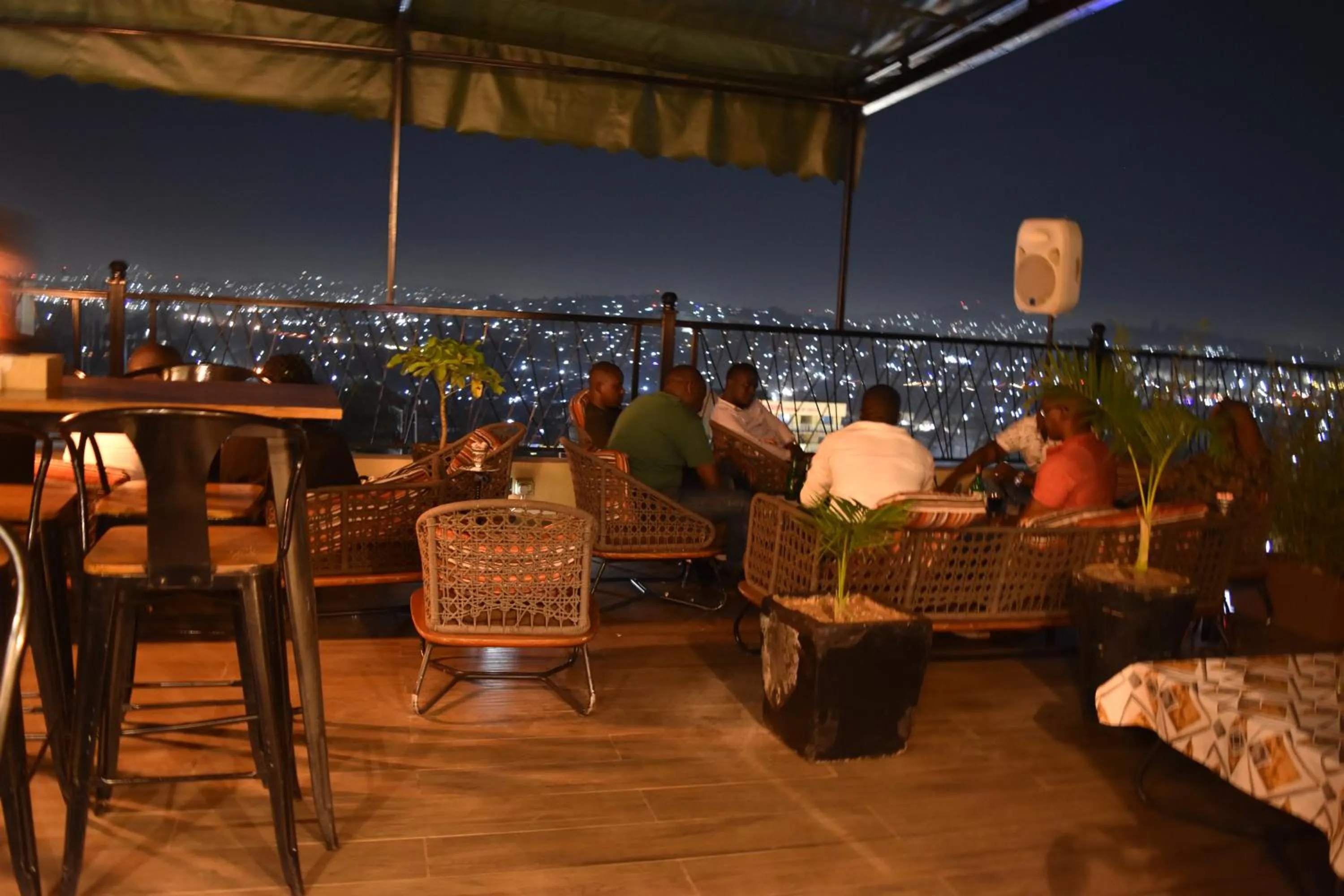 Patio in Millennium Terrace Hotel