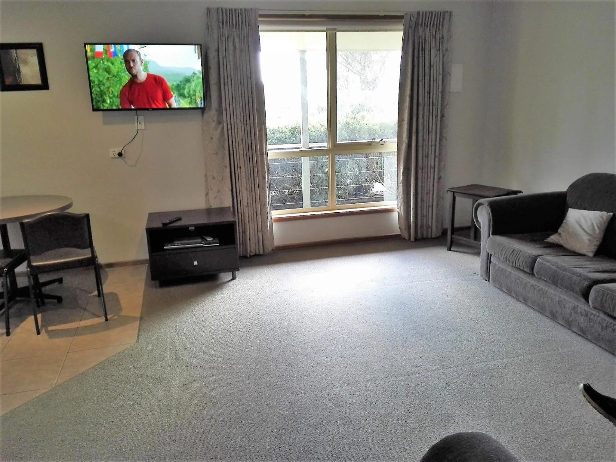 TV and multimedia in Ballarat Eureka Lodge Motel