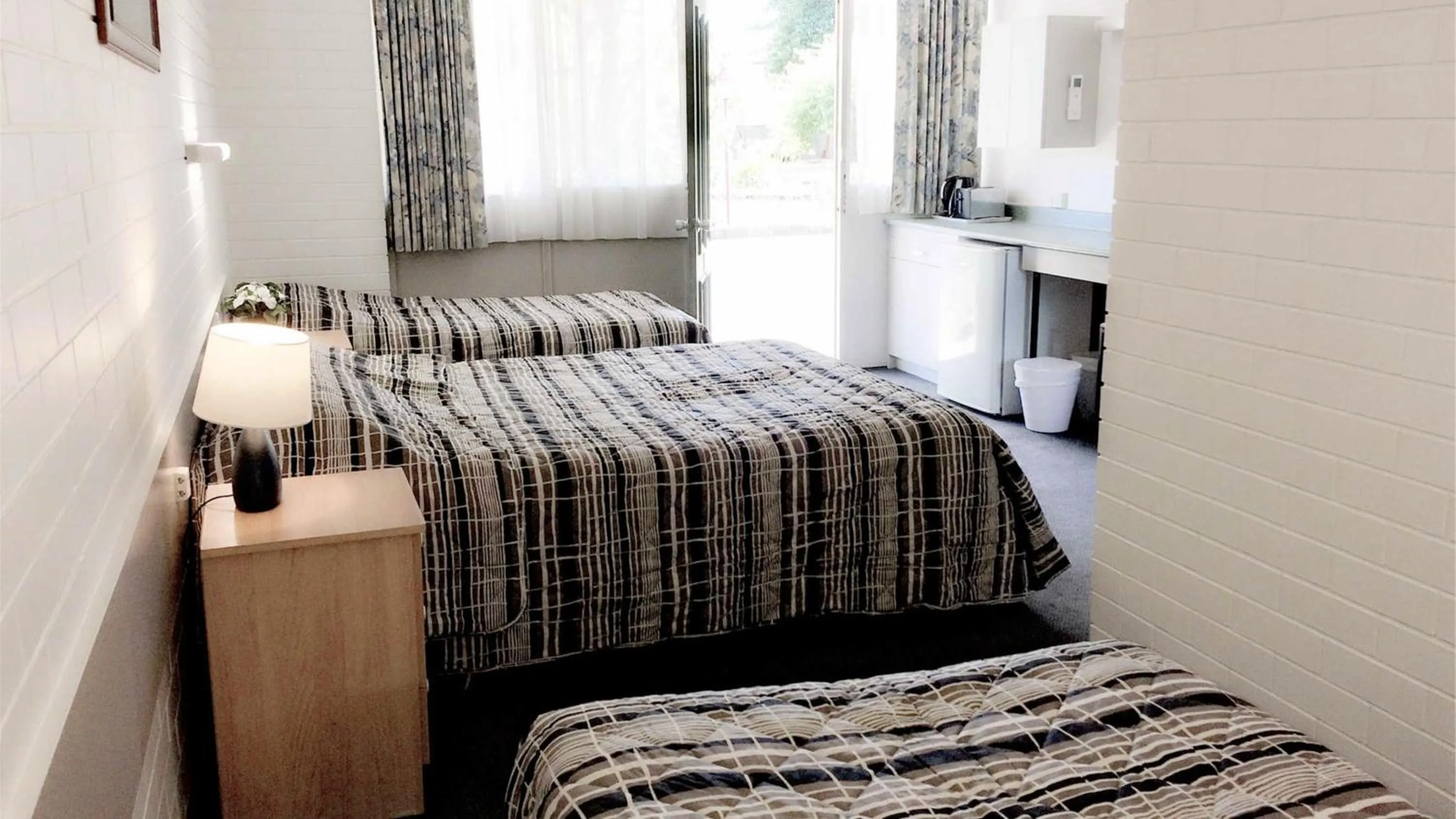 Bed in Ballarat Eureka Lodge Motel