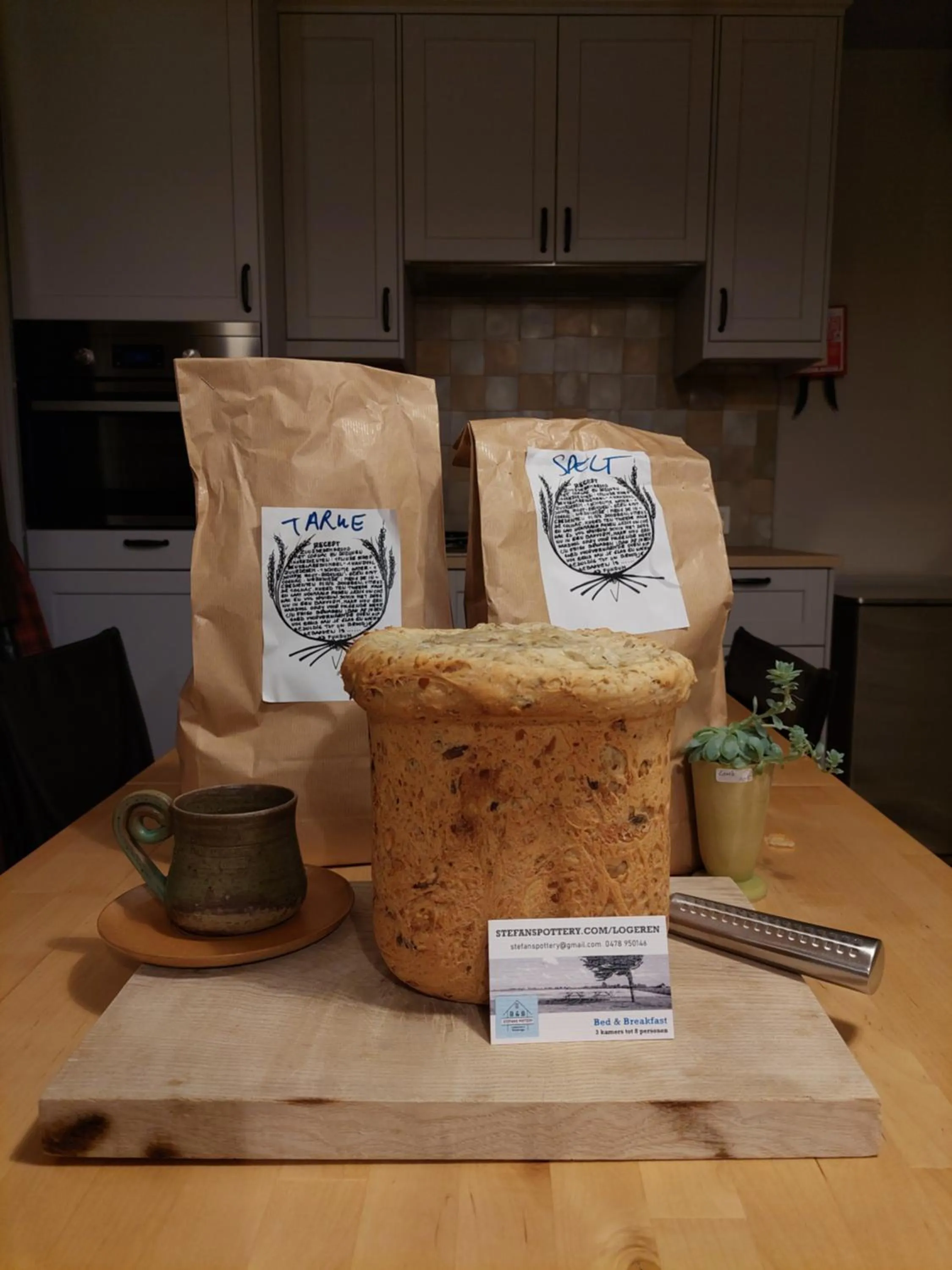 Breakfast in B&B Stefans Pottery