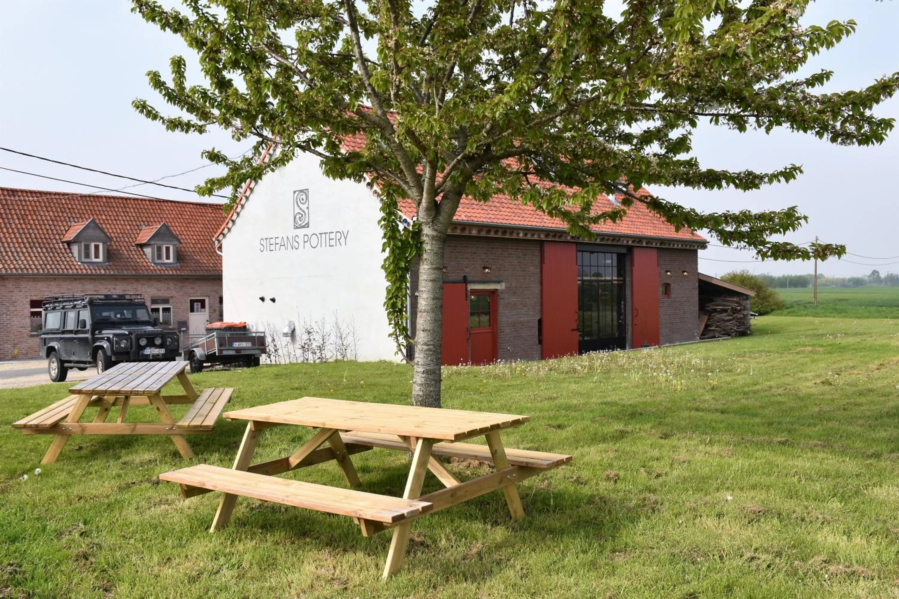 Property building in B&B Stefans Pottery