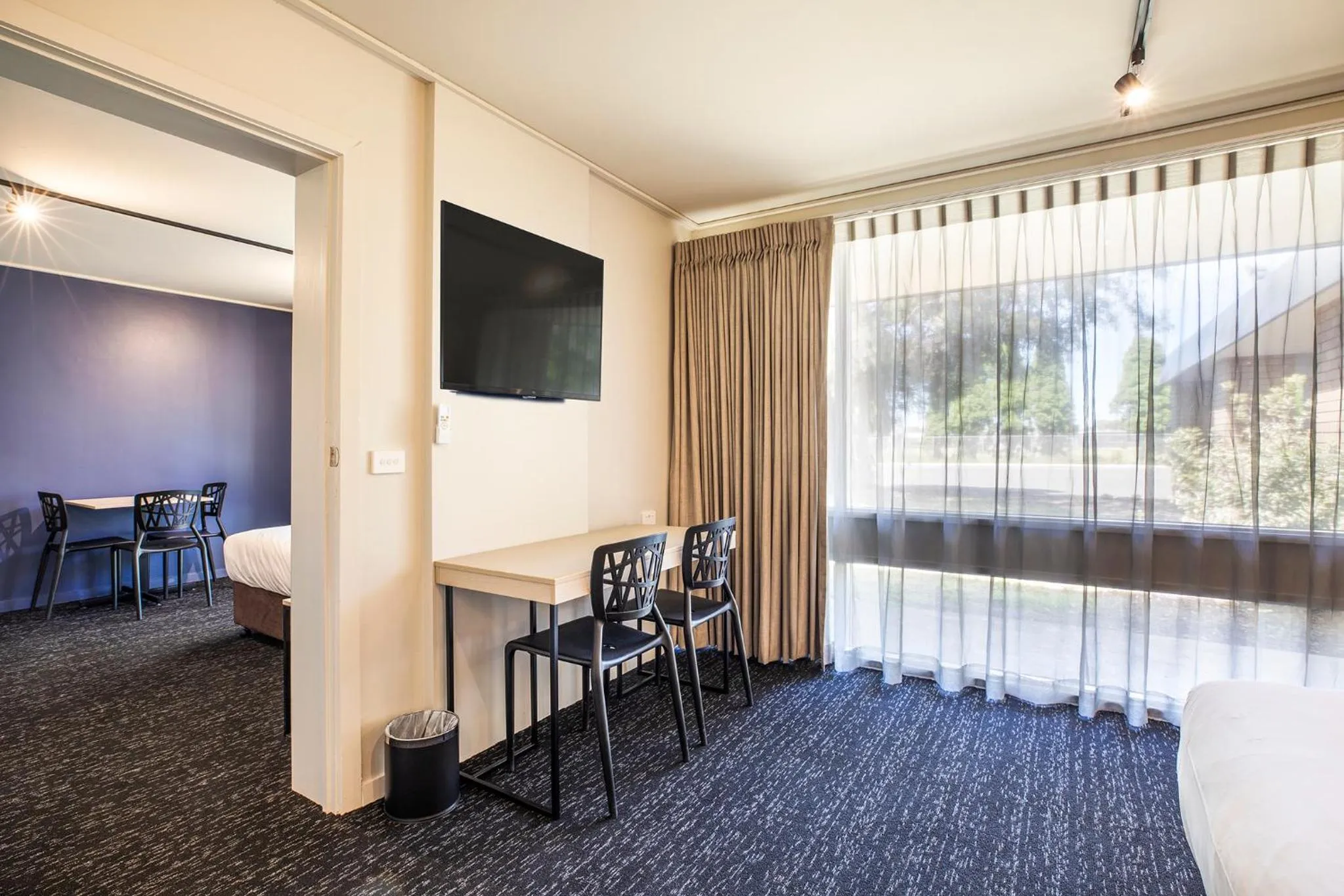 TV and multimedia in Nightcap at Gateway Hotel