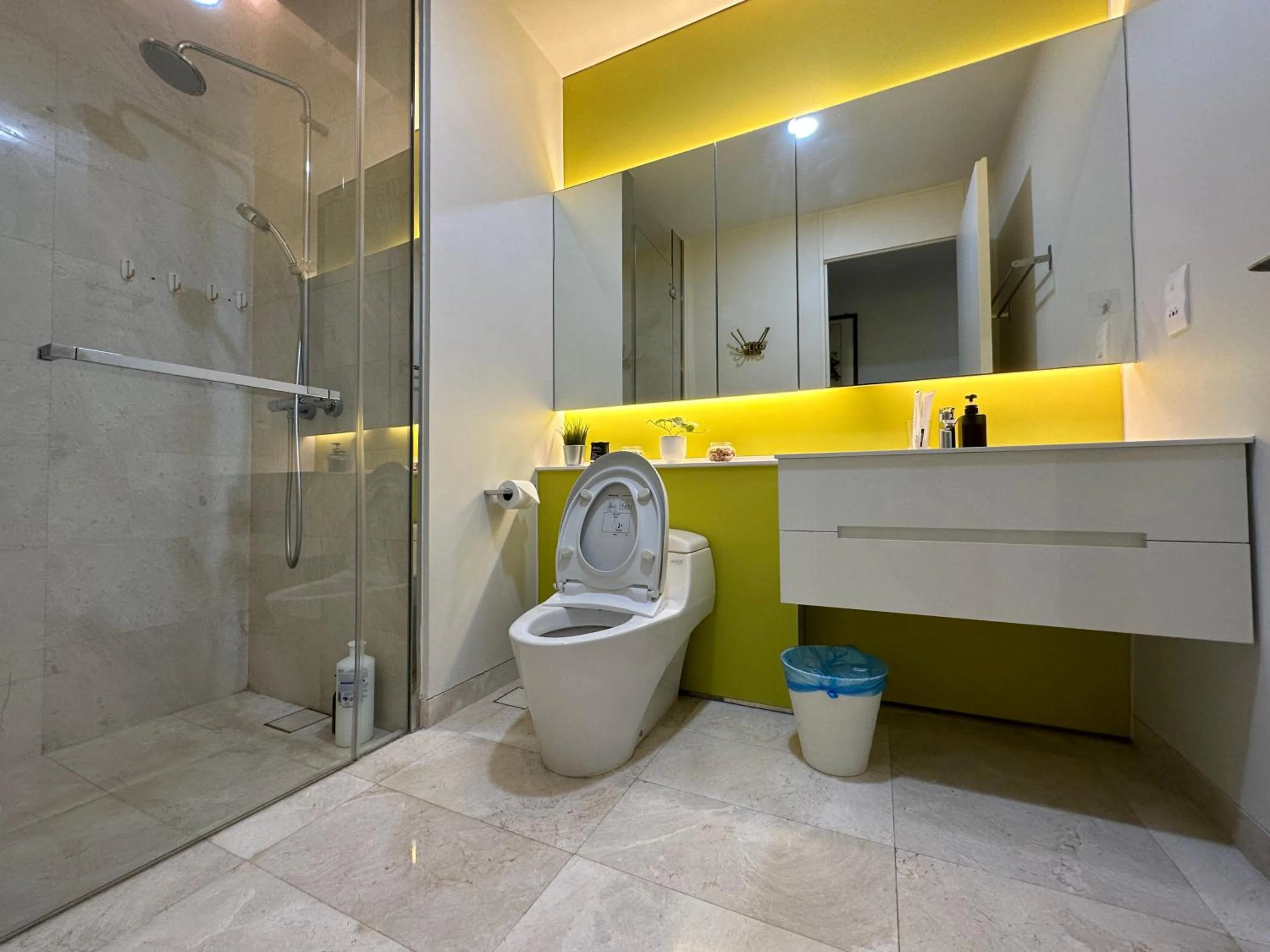 Shower in Tropicana The Residence By Klcc