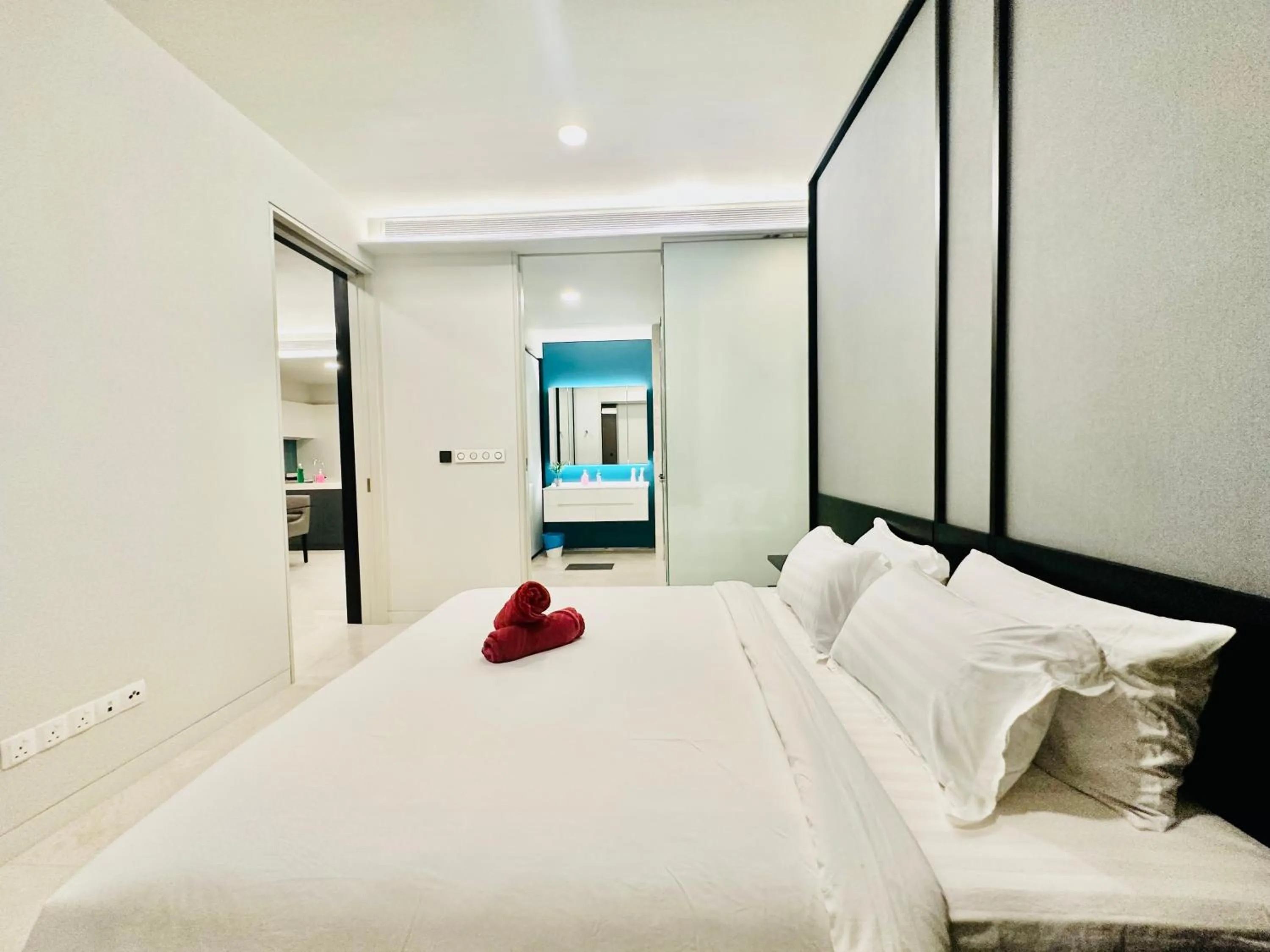 Bed in Tropicana The Residence By Klcc