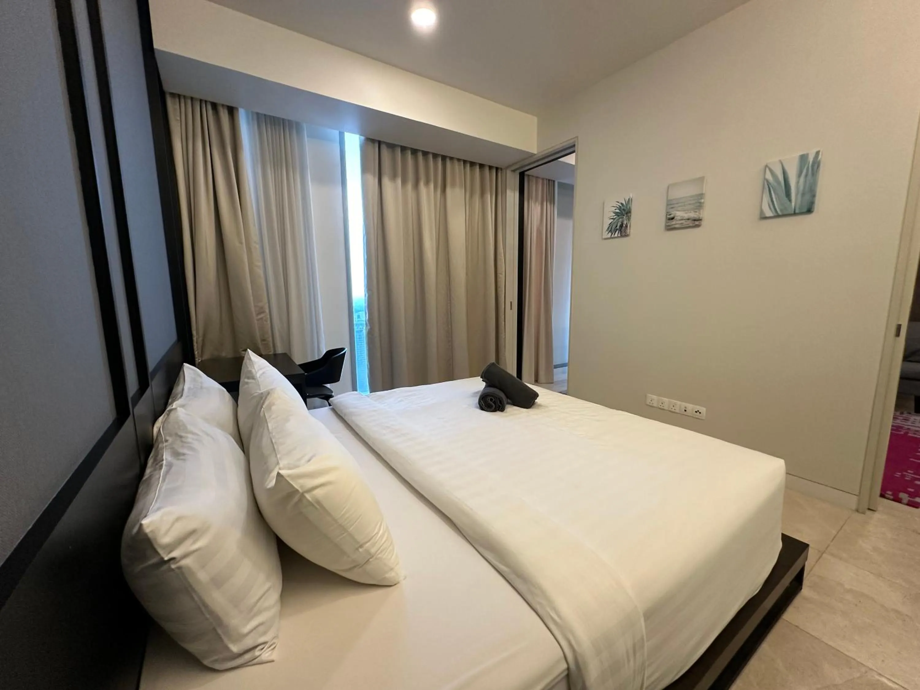 Bed in Tropicana The Residence By Klcc