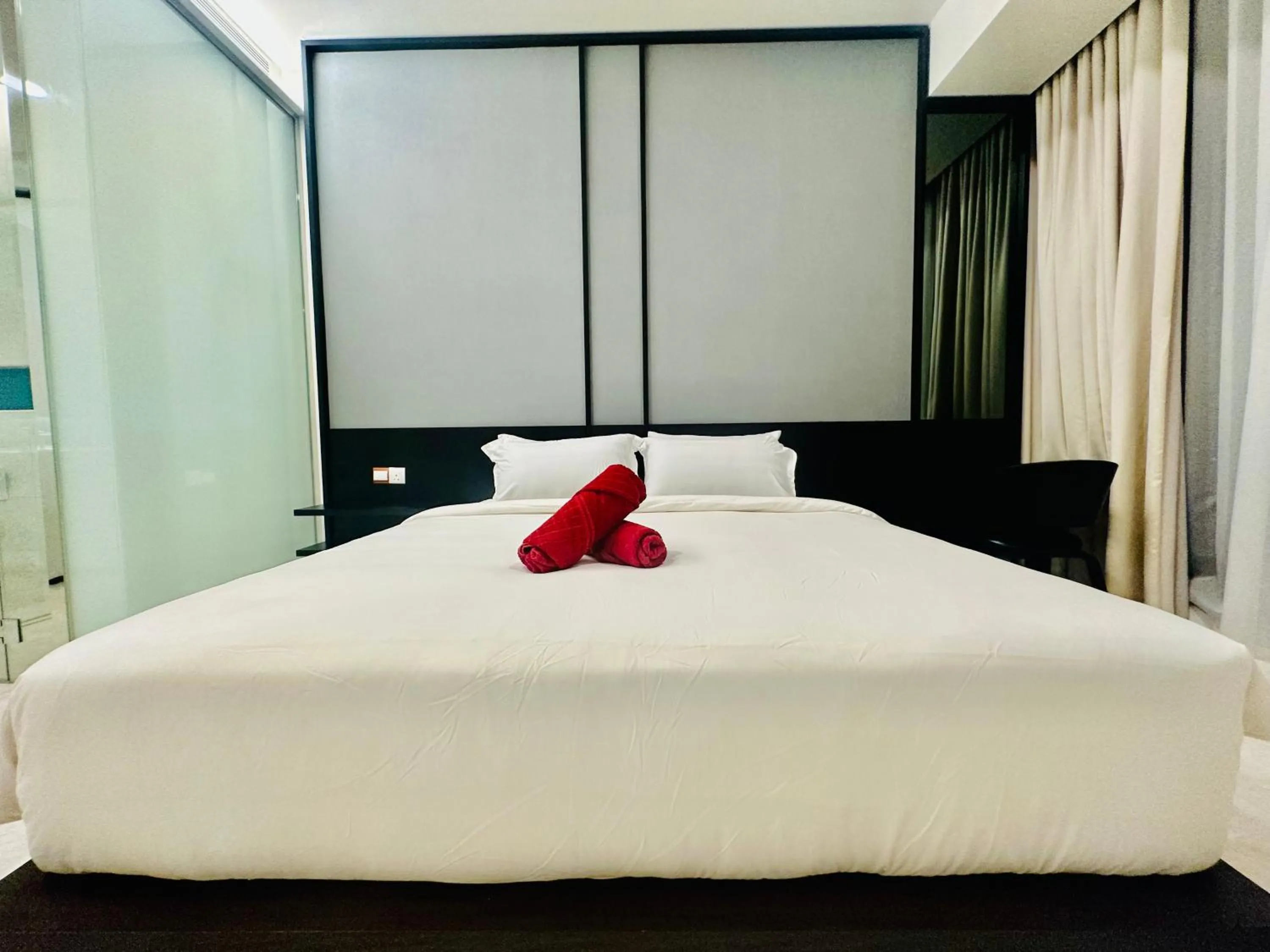 Bed in Tropicana The Residence By Klcc