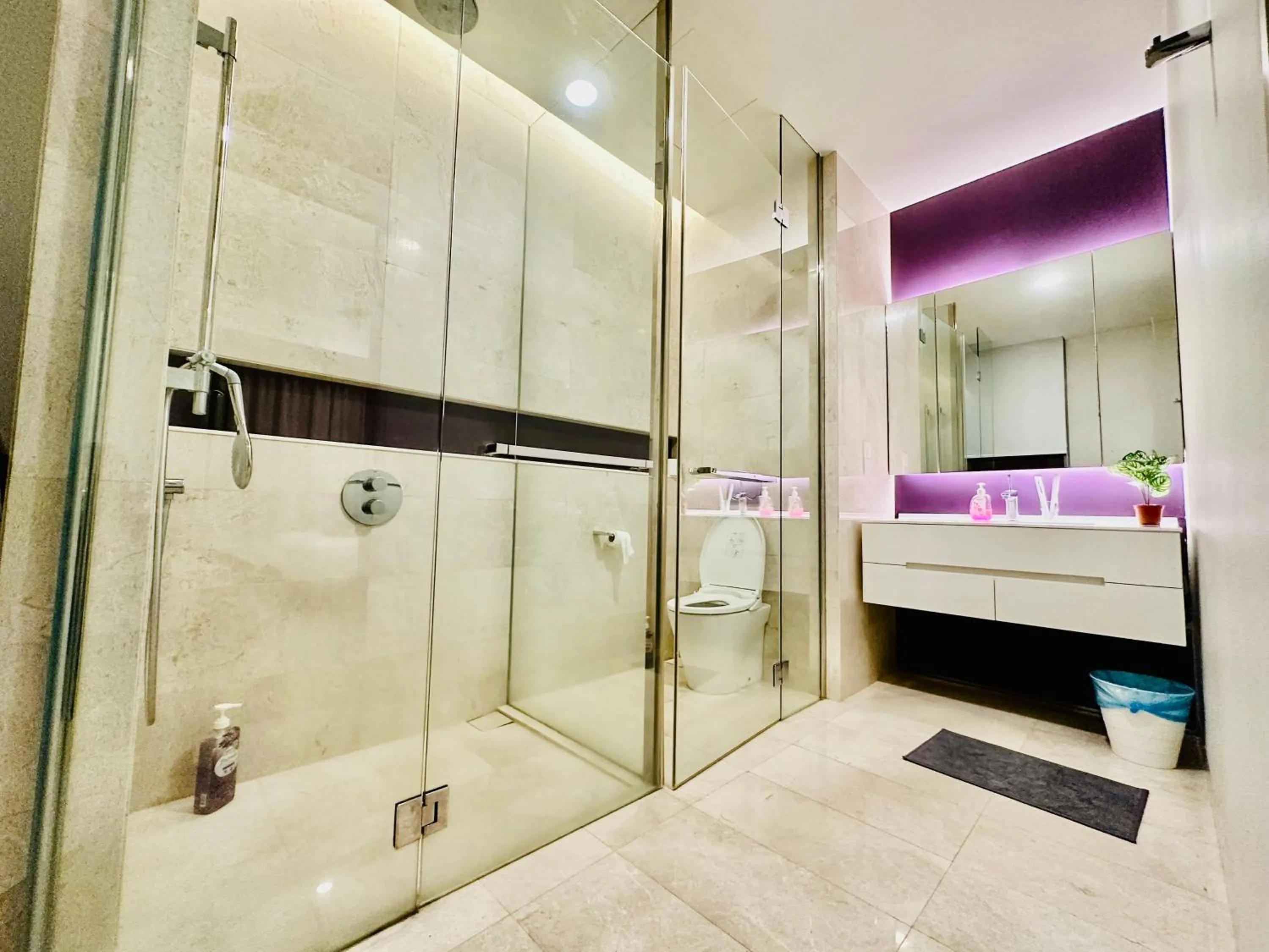 Shower in Tropicana The Residence By Klcc