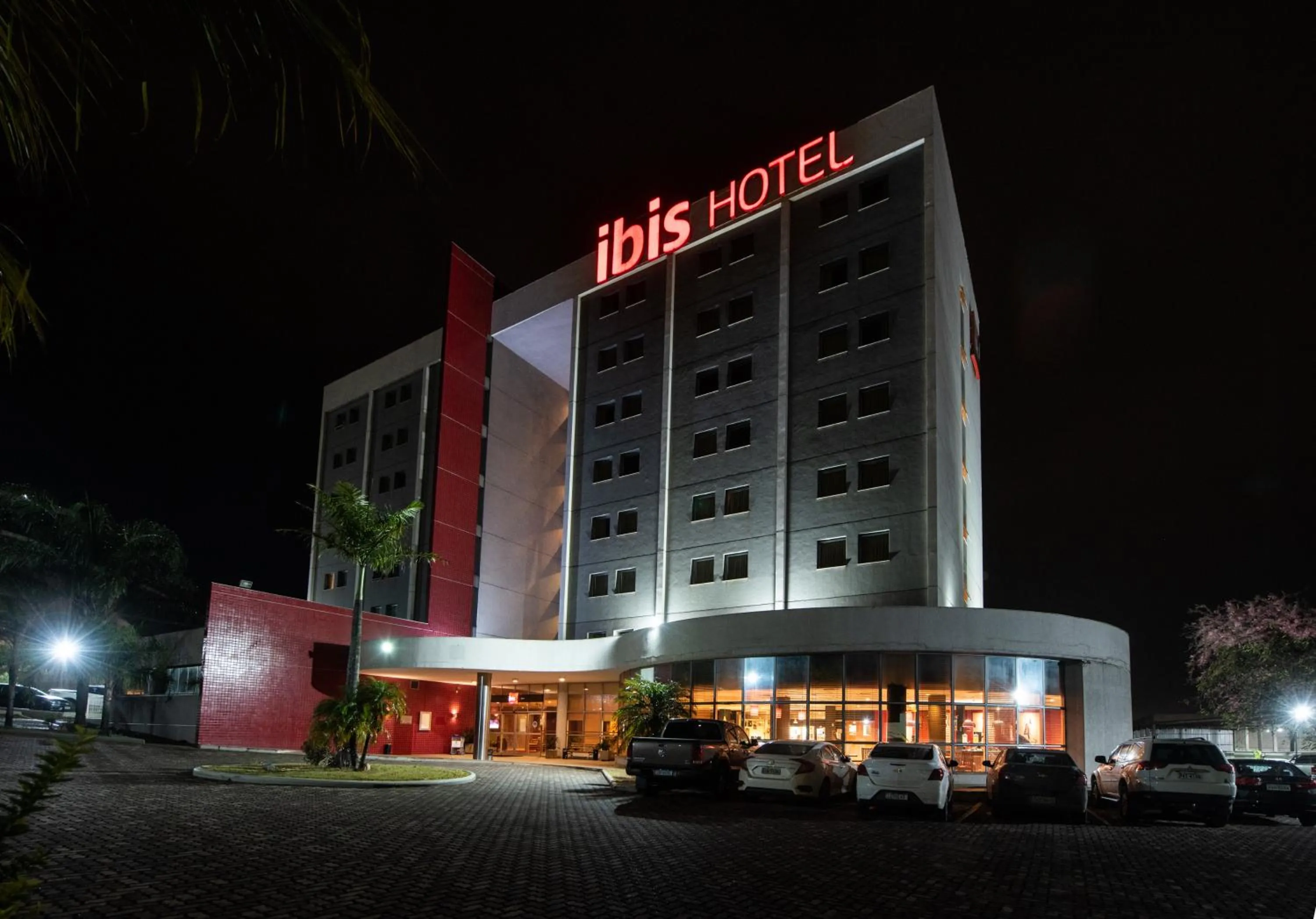 Property building in ibis Betim
