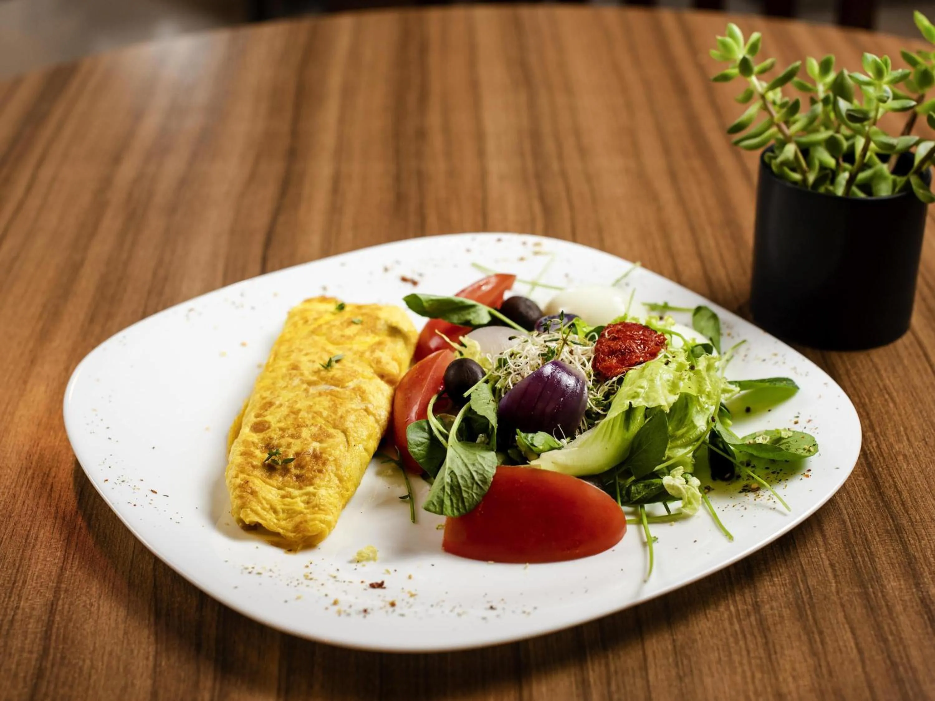 Restaurant/places to eat in ibis Betim