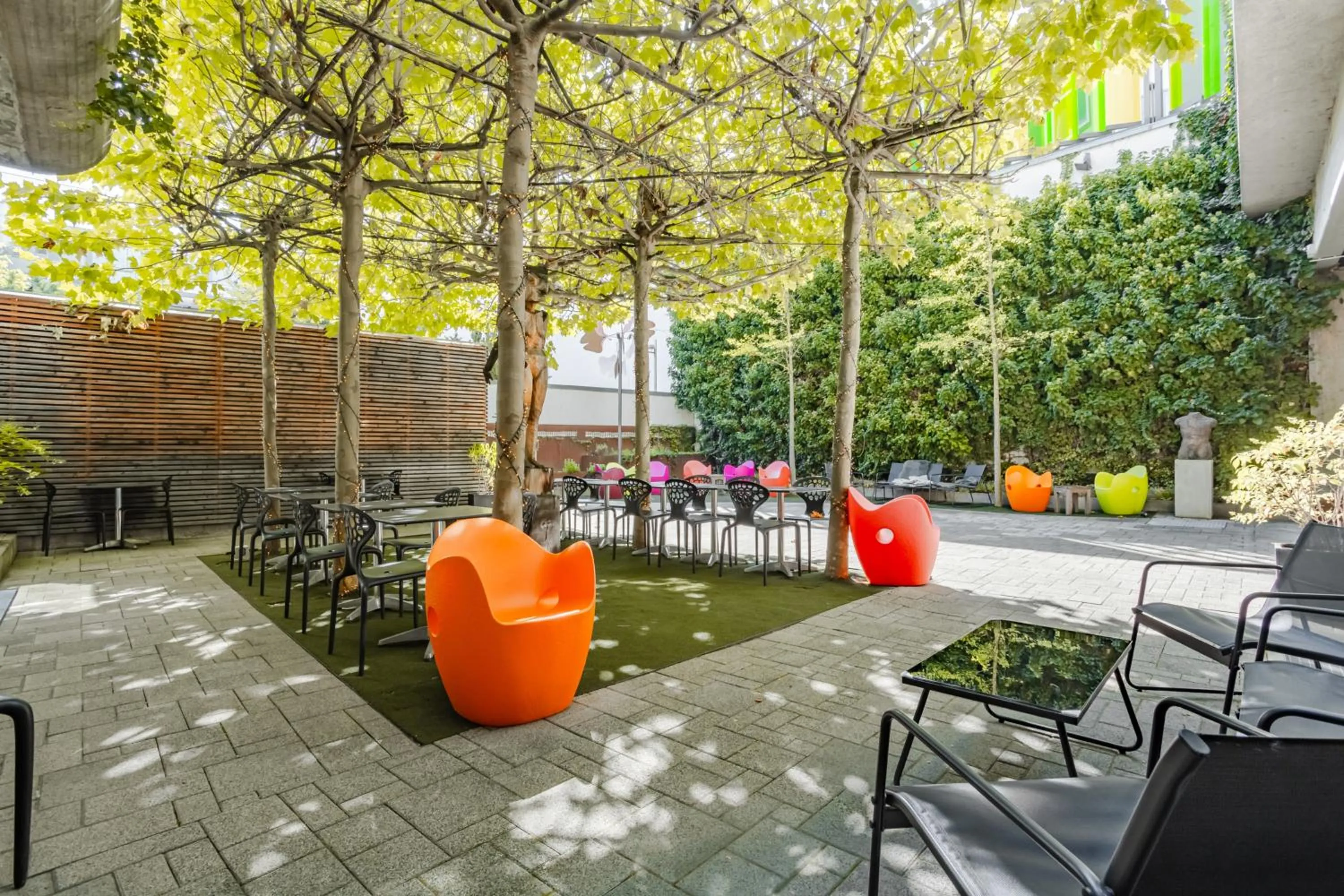 Garden in Art & Business Hotel